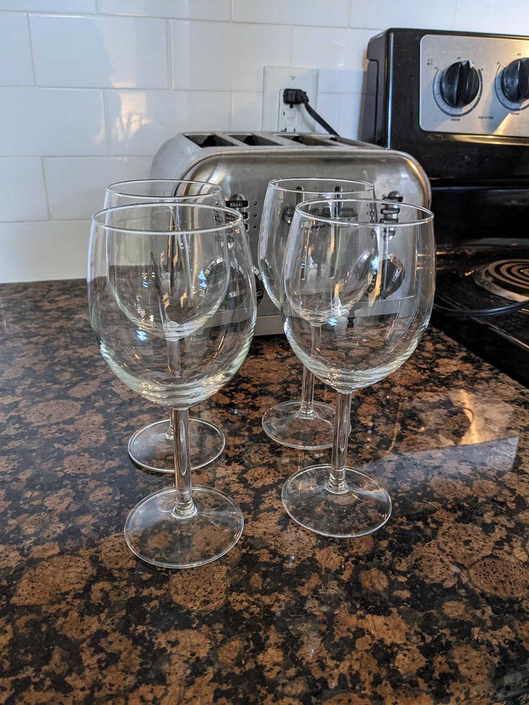 Wine Glasses Set of 4 thumbnail