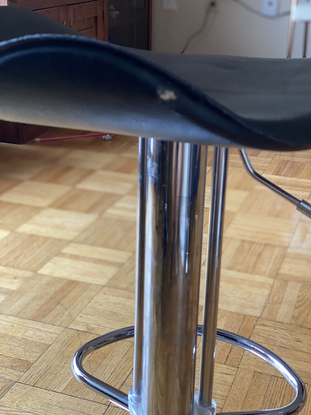 Adjustable Hydraulic Lift Bar Height Chairs - photo 3