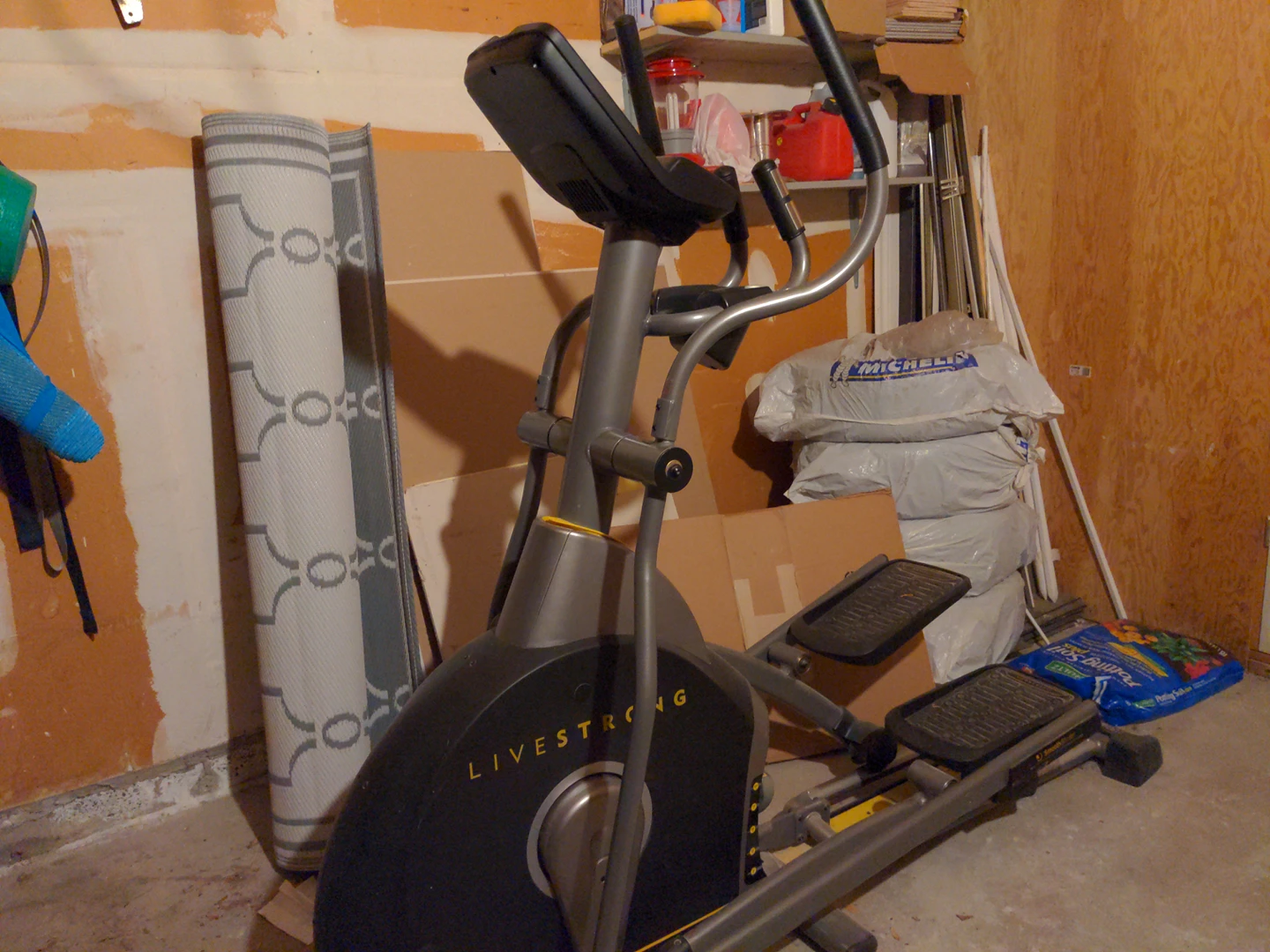 Livestrong Elliptical