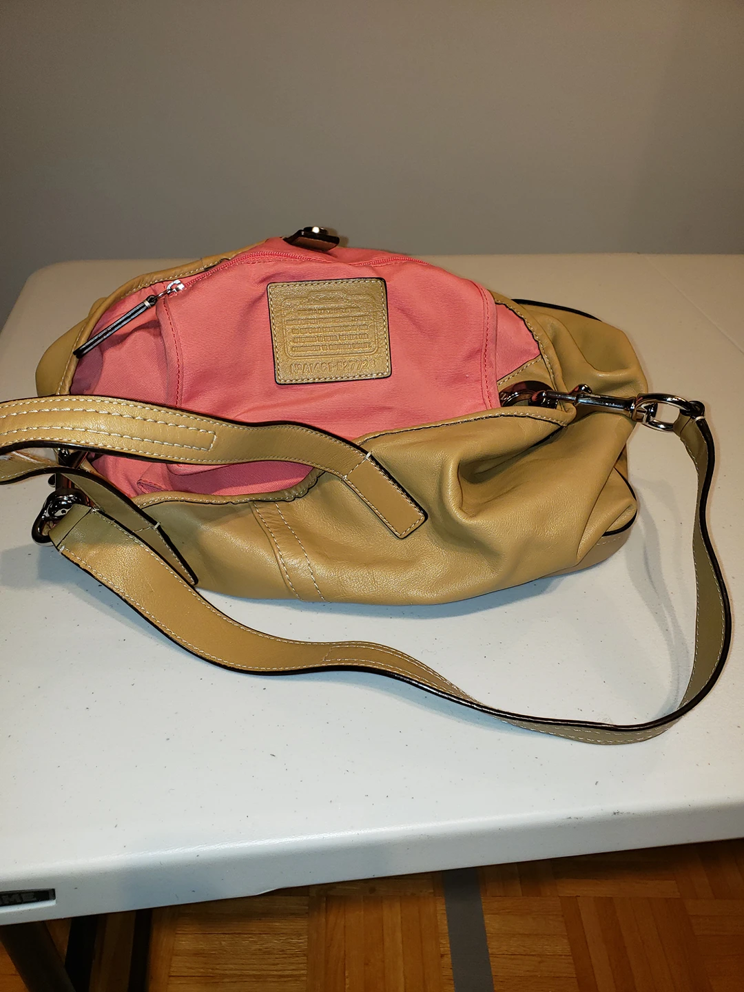 authentic leather Coach bag - photo 2