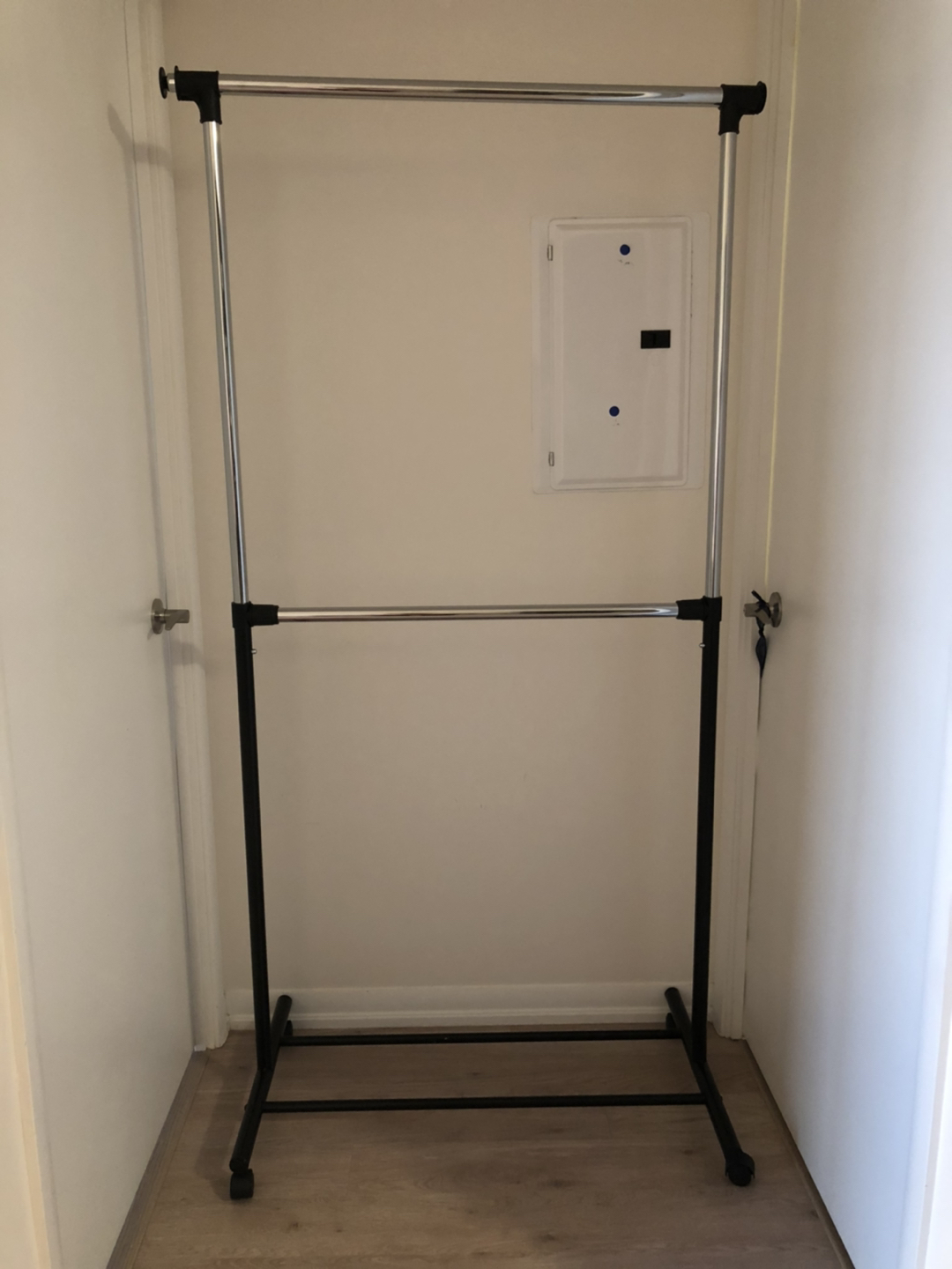 2 Tier Clothes Rack thumbnail