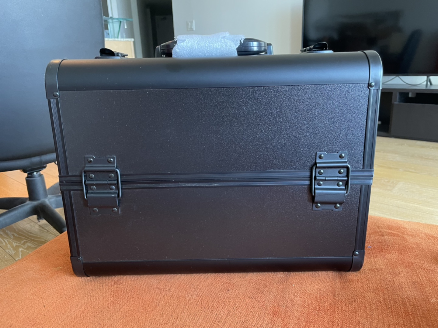 Brand new cosmetic case 