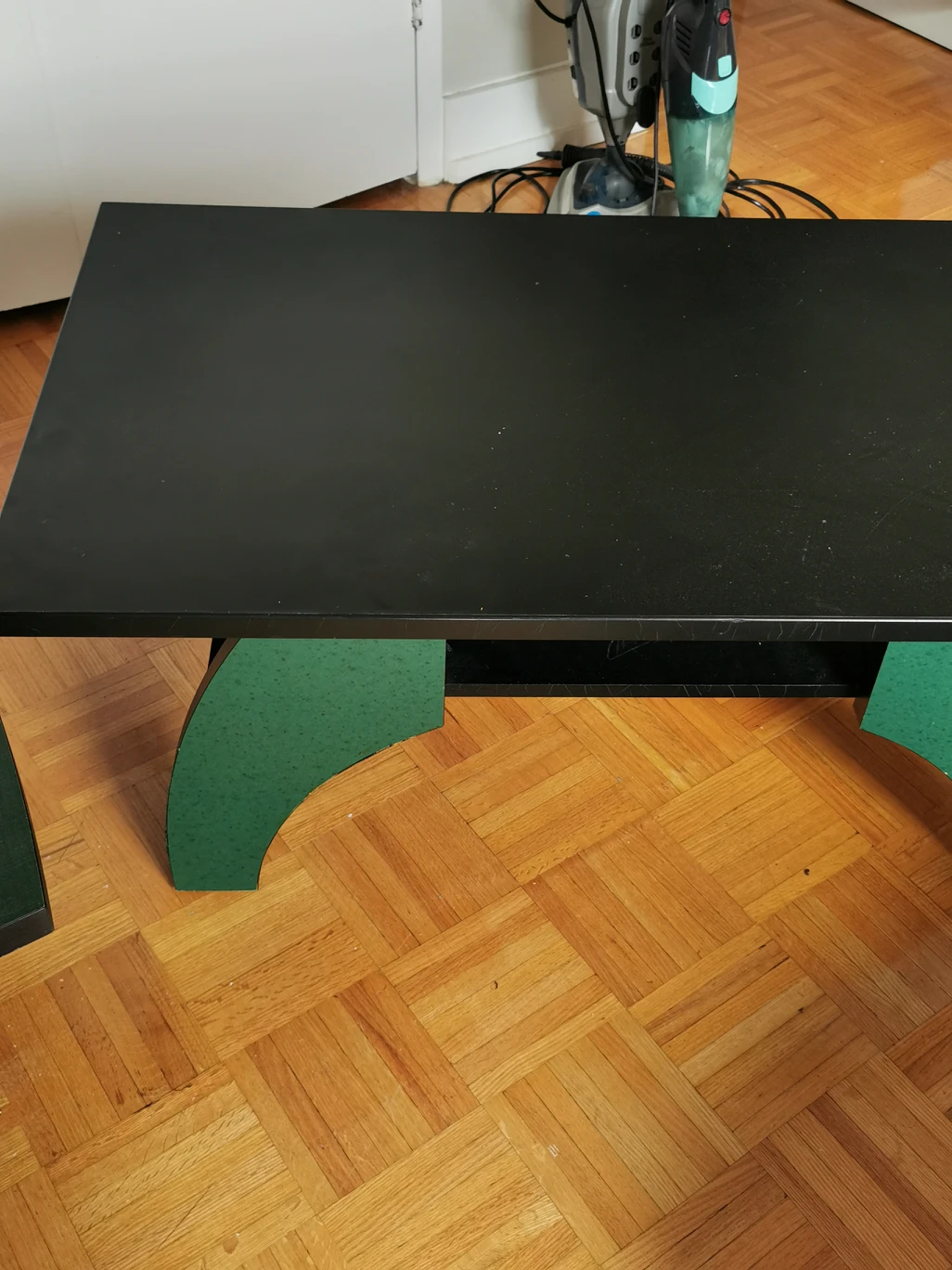 coffee table and side table - photo 4