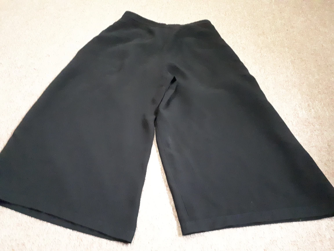 short - photo 2