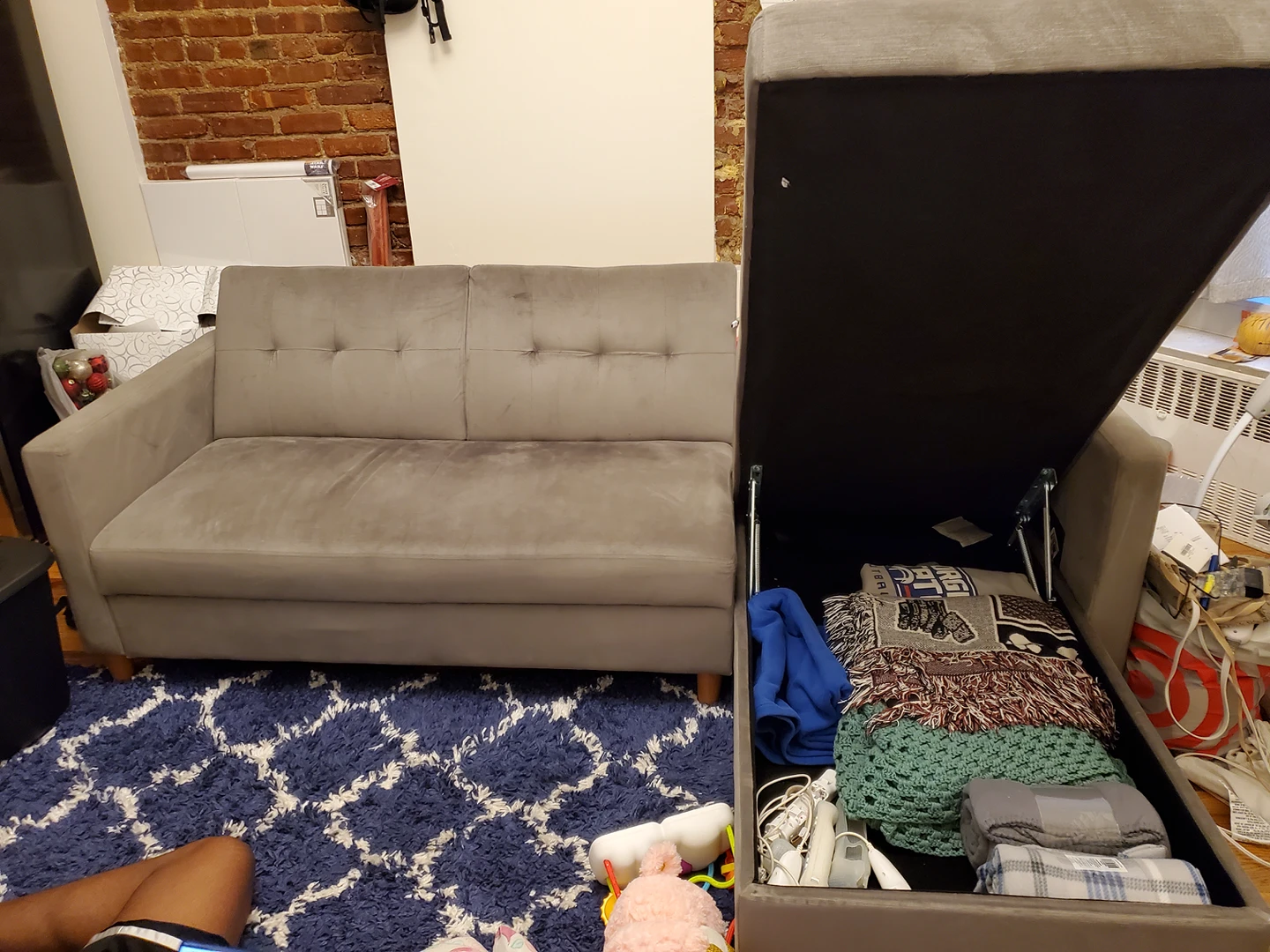 Wayfair Reversible Sleeper Sectional Sofa - photo 3