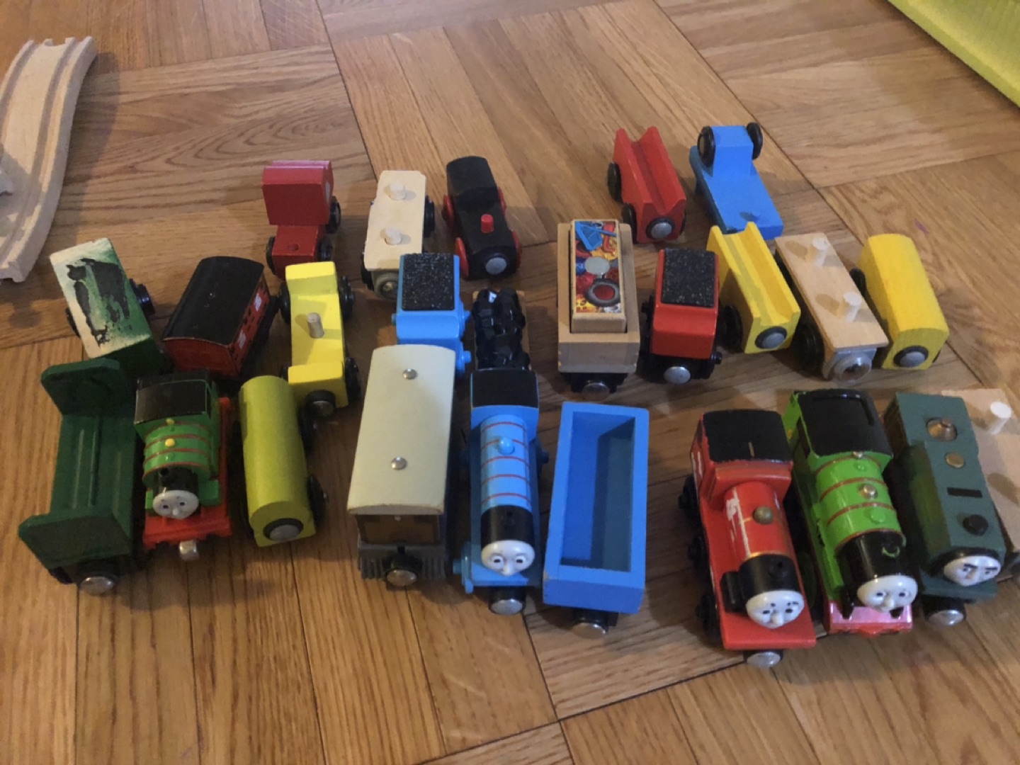 Thomas train sets  - photo 2