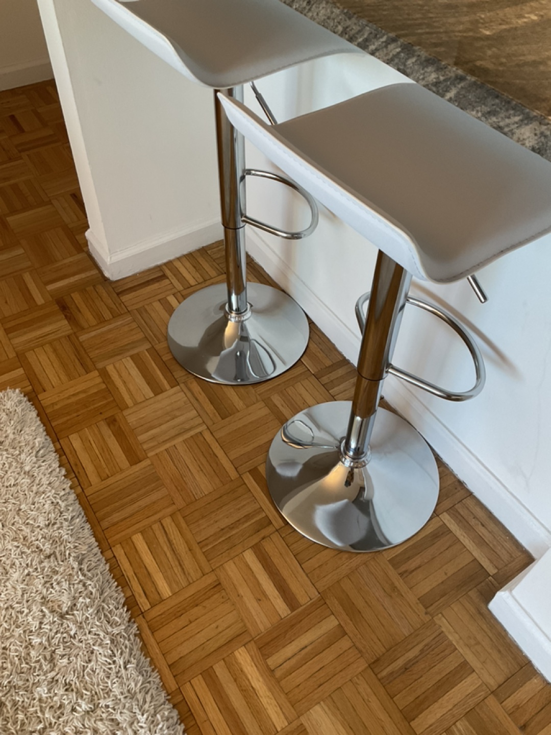 Bar chair/ Counter stool