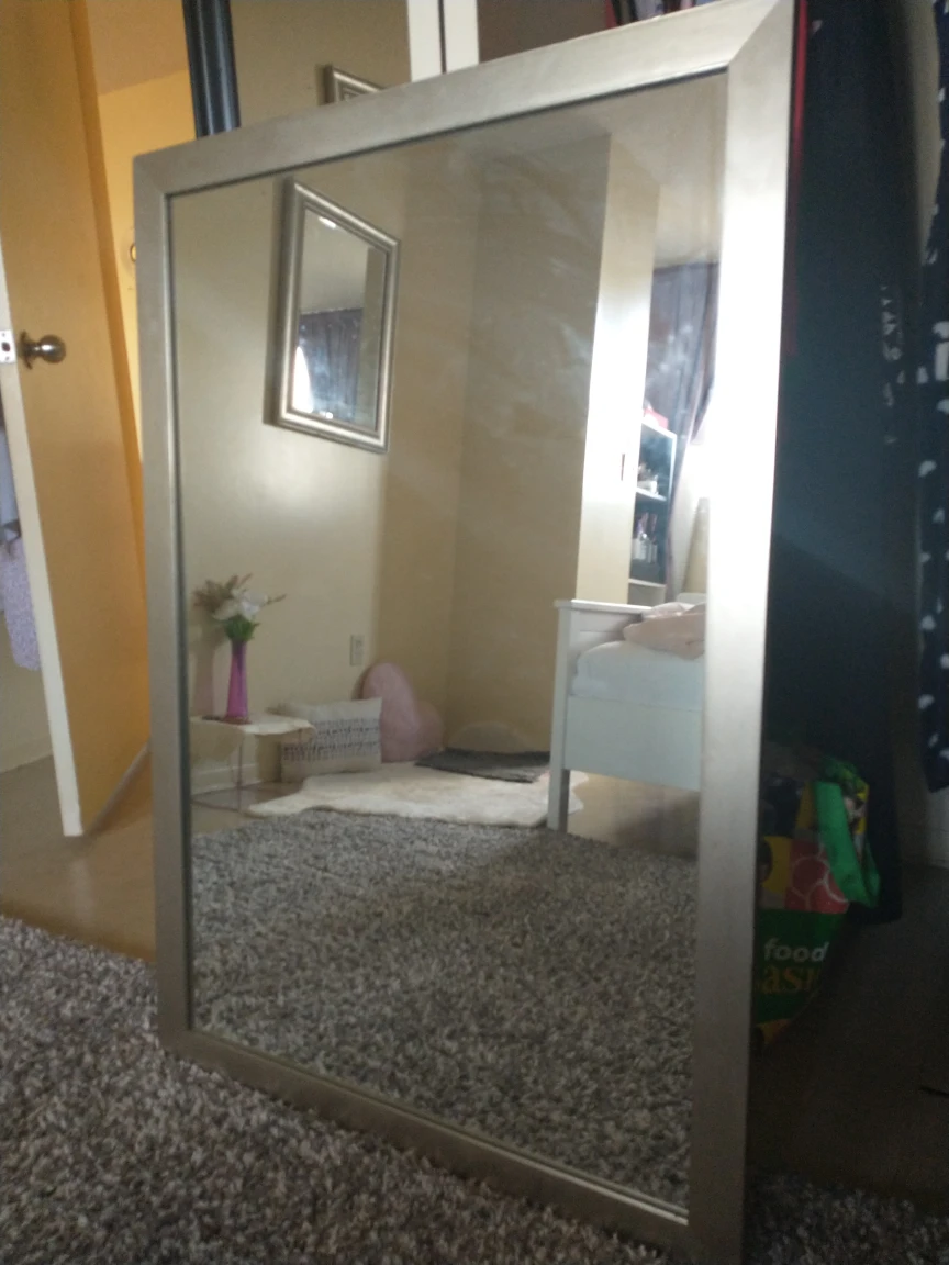 Large mirror $50 Width 77cm length 112cm thumbnail