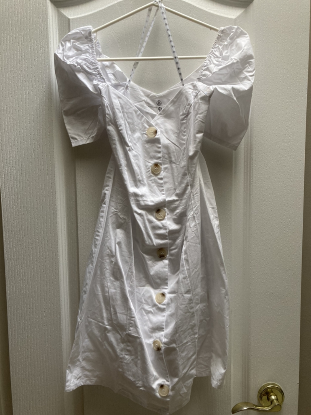 White dress thumbnail