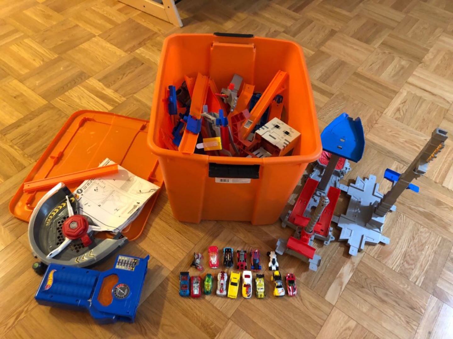 Lots of hotwheel set - photo 2