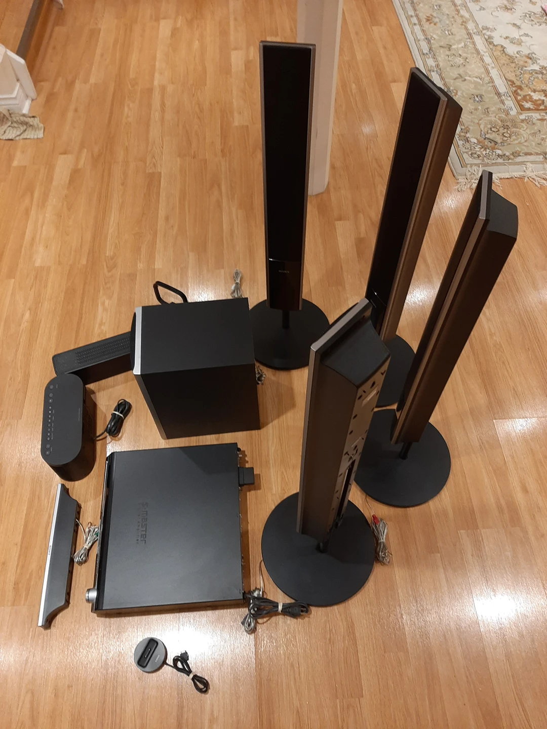 Sony Dolby Surround Sound System thumbnail