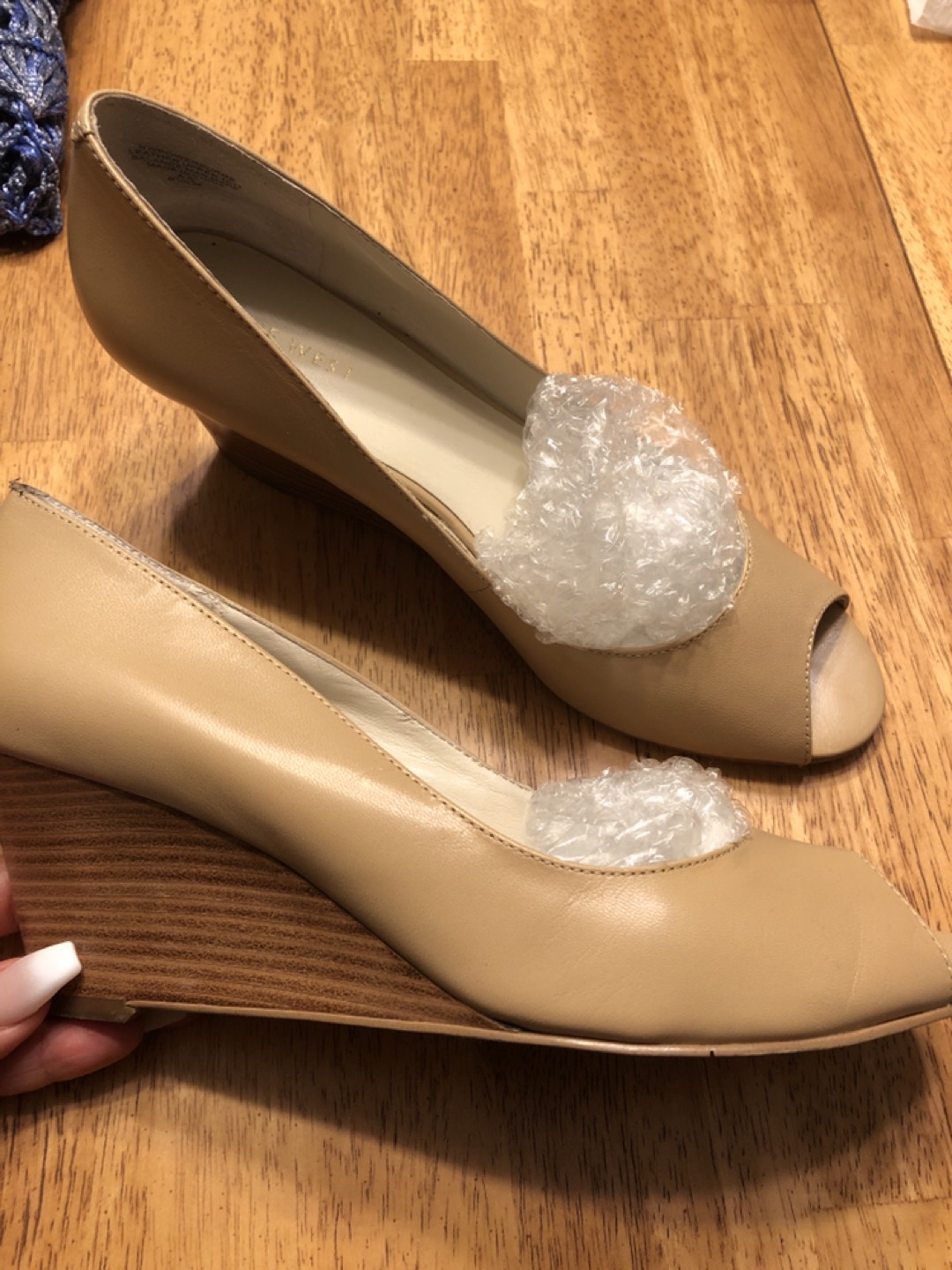 Nine West heels size 8.5 image indicator(2)