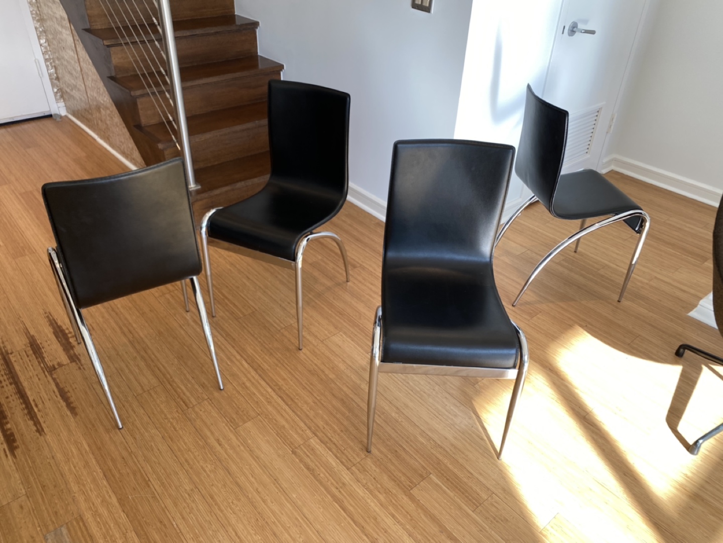 Black leather and silver chairs set of 4. Sling back. - photo 3