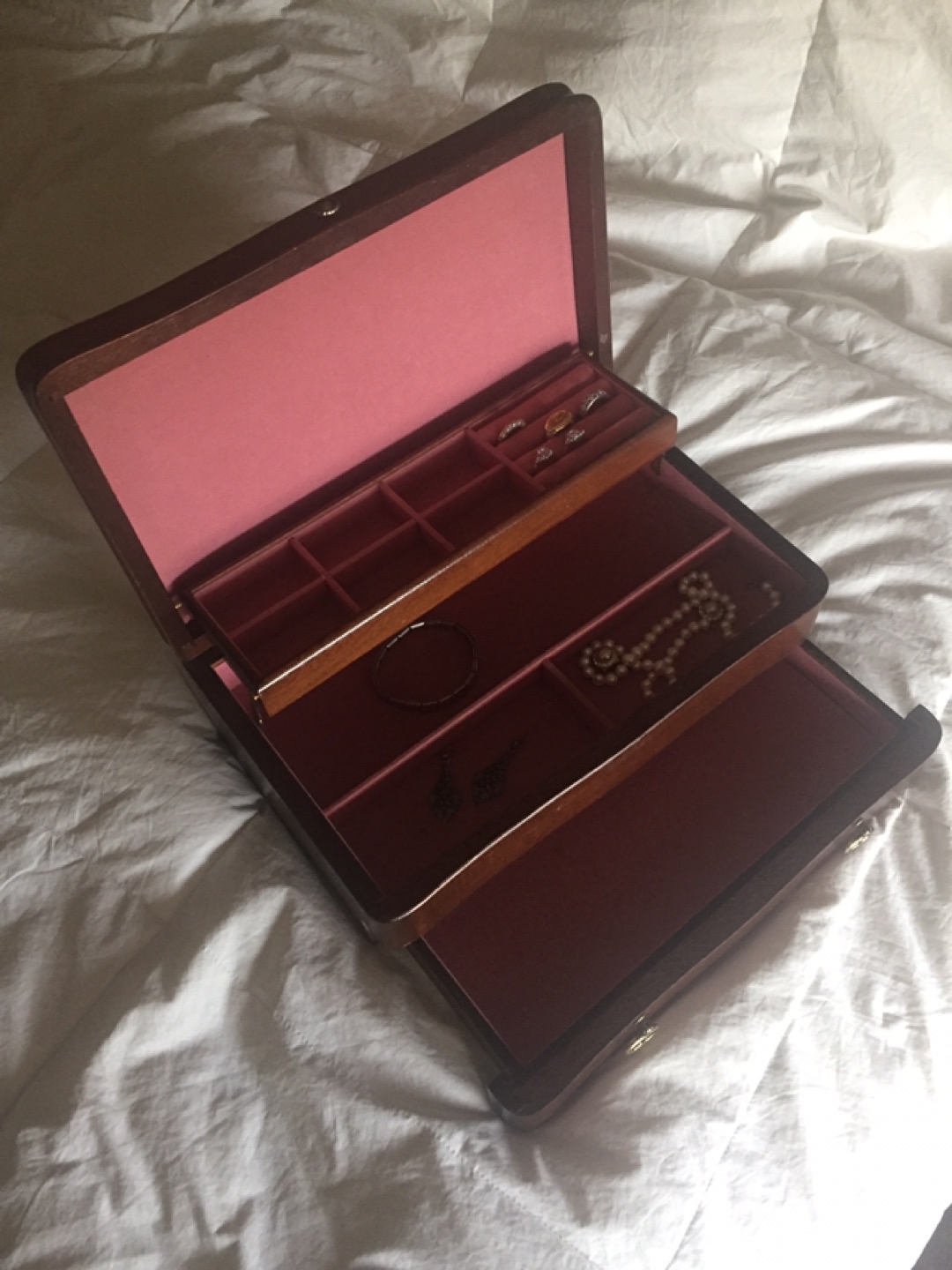 Wood Jewelry Box image indicator(4)