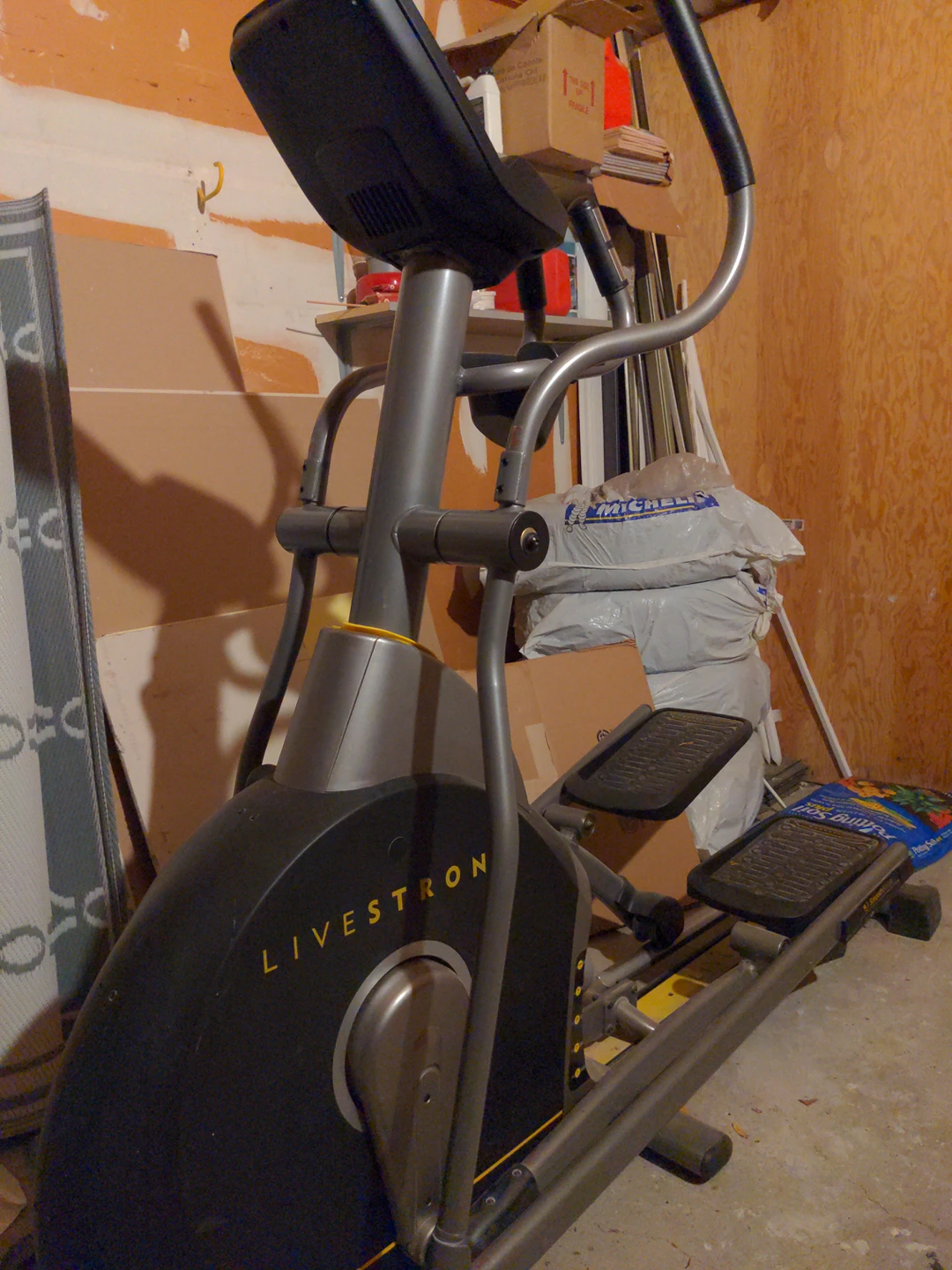 Livestrong Elliptical - photo 2