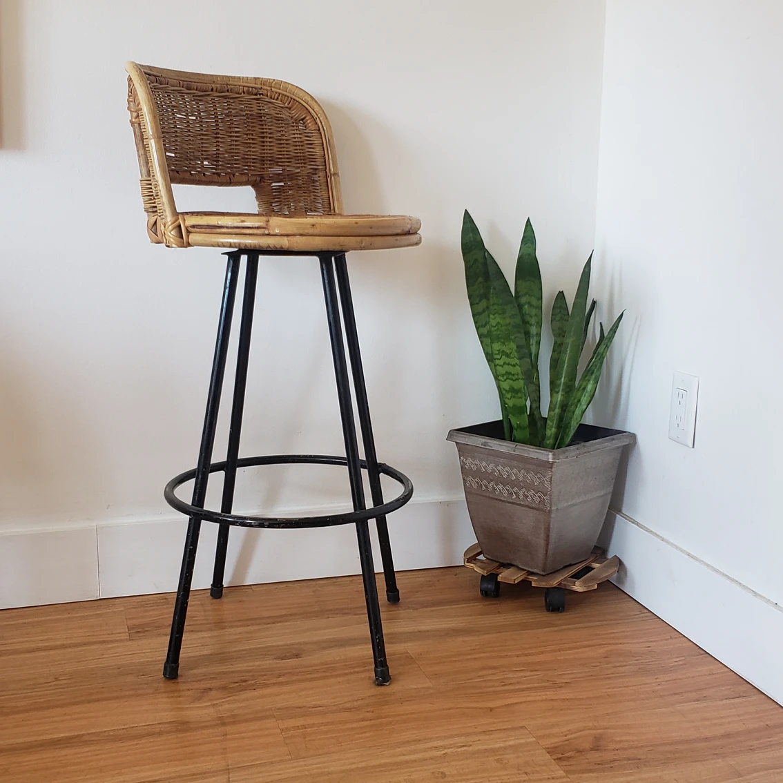bar stool - set of two - photo 2