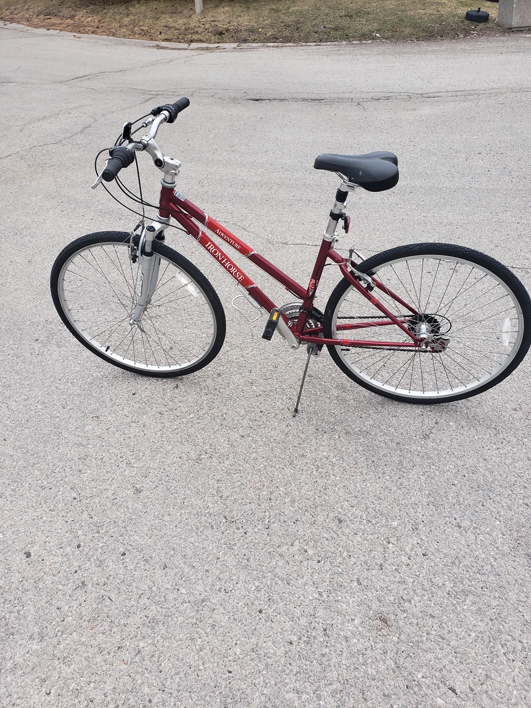 Amazing Adult Cruiser Comfort Bike thumbnail