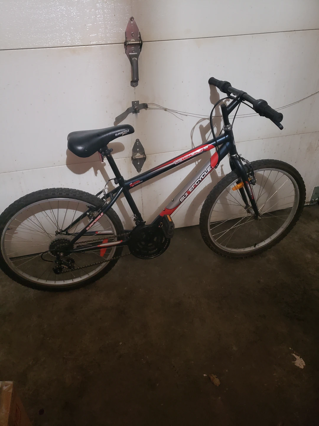 Great Mountain bike 24inch tires thumbnail