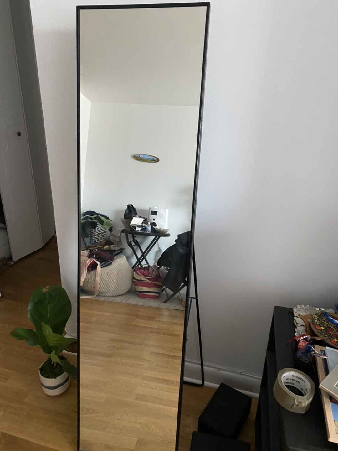 Nice floor mirror- looks new! - photo 2