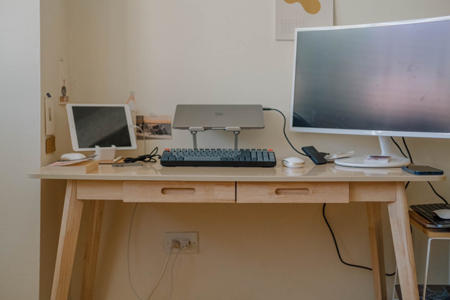 Featherstone Desk - photo 2