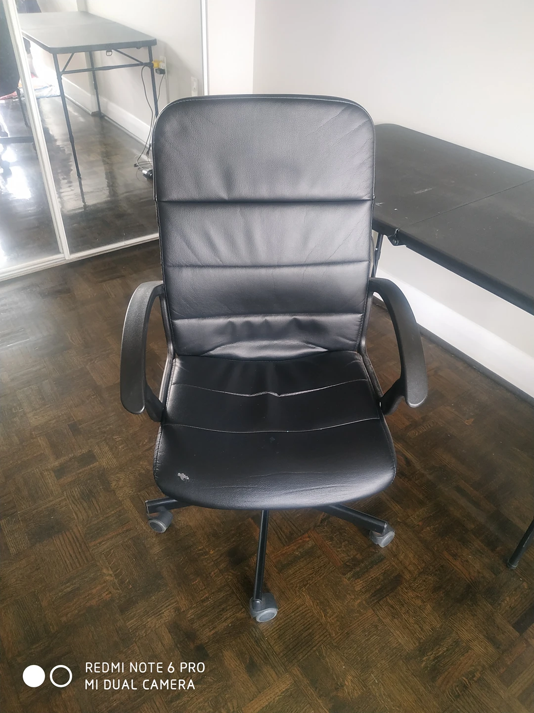 Office Table and Chair - photo 2