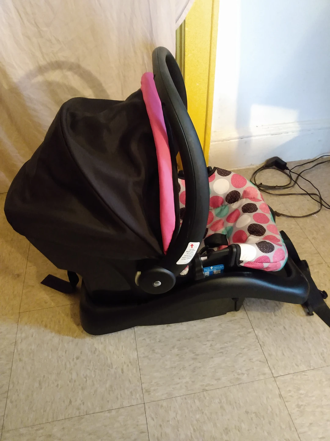COSCO CARSEAT - photo 2