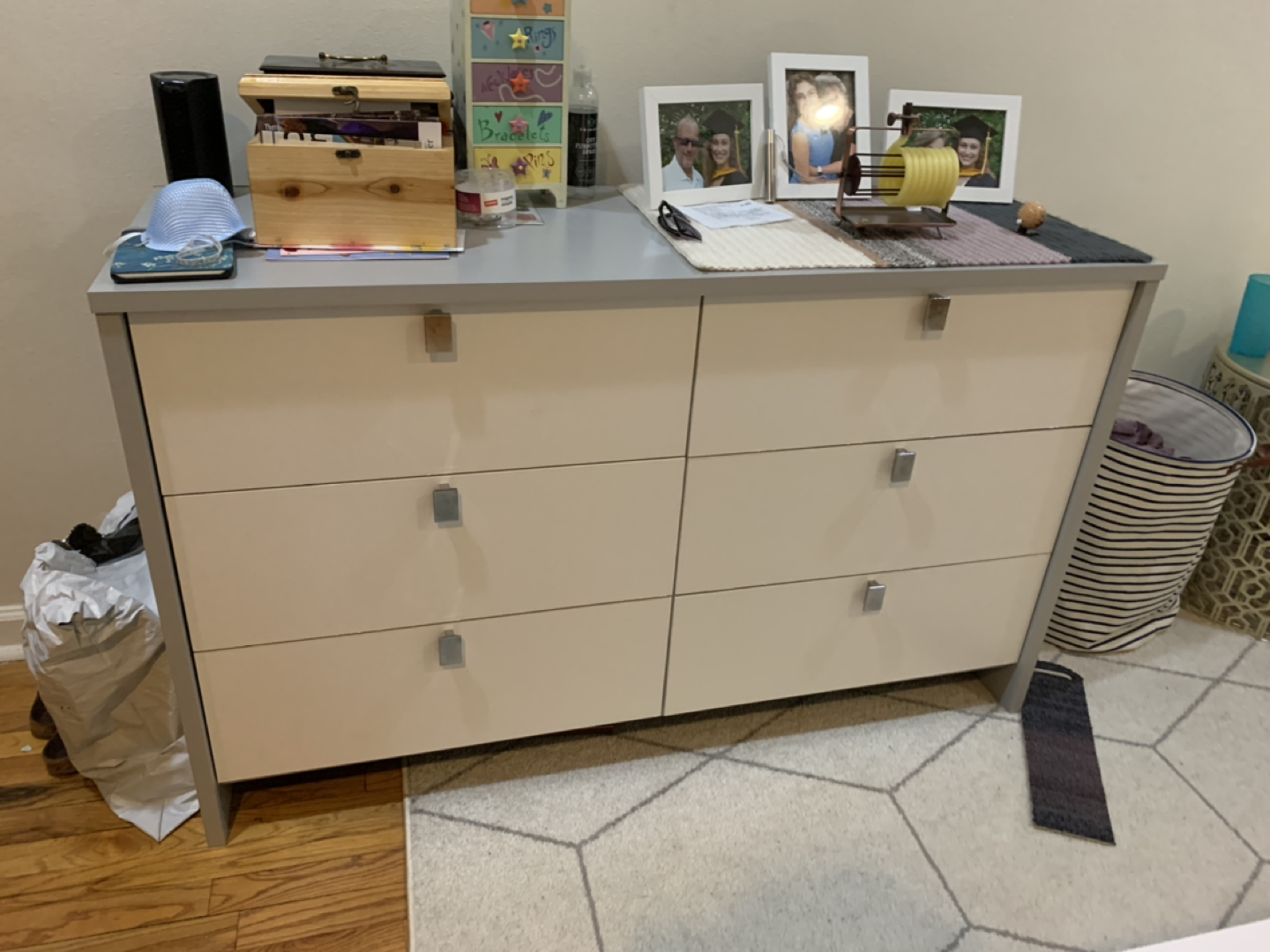 Dresser drawers
