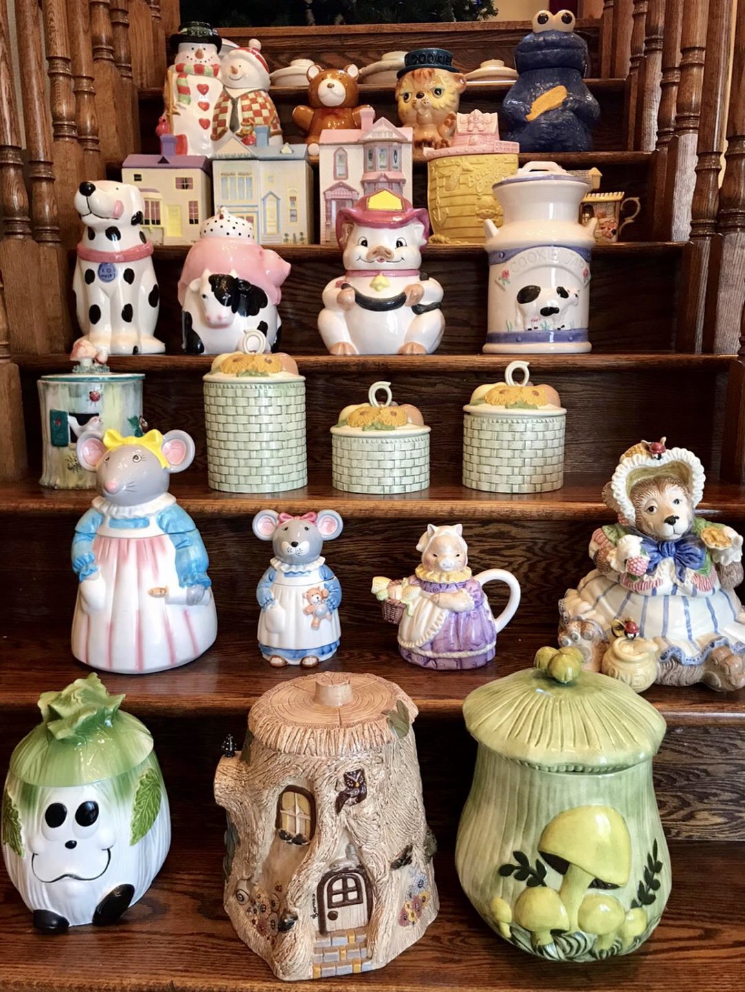 Cookie jars and tea pot image indicator(2)