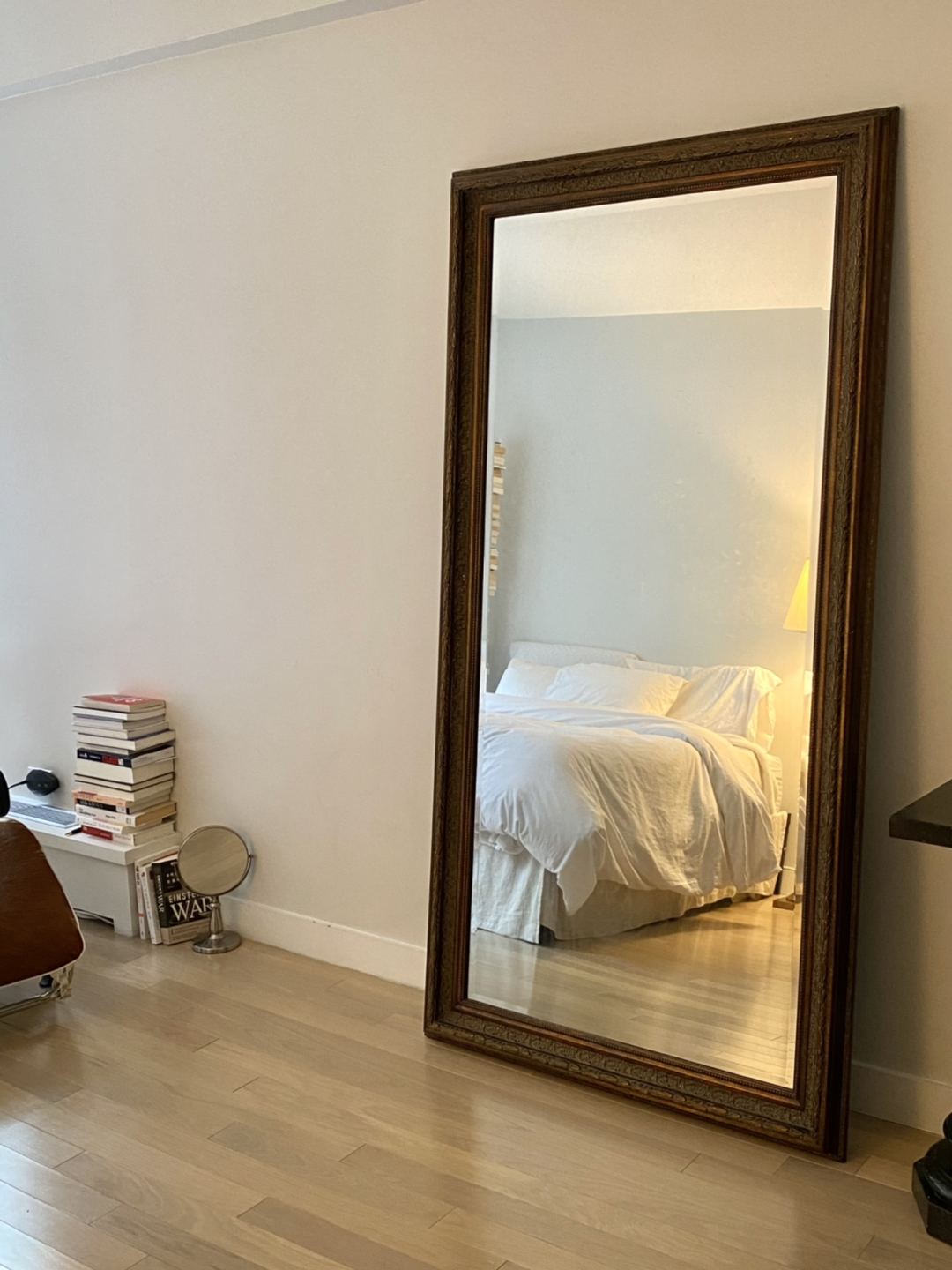 Large leaning mirror - photo 2