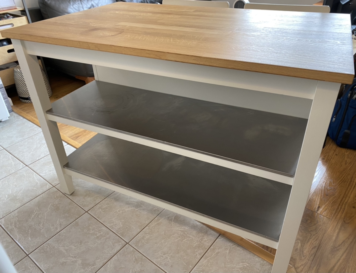 Ikea island table + 2 bar stools + 2 chair pad - photo 2