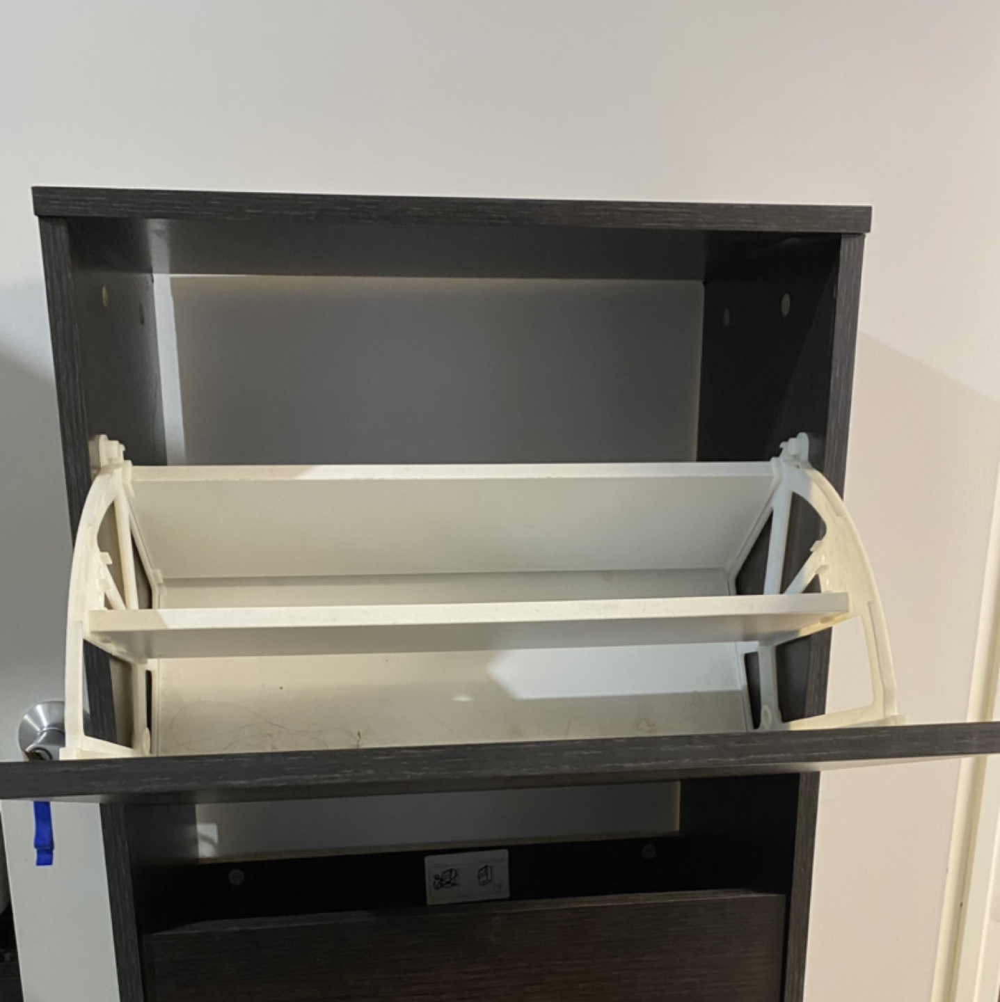 Shoe cabinet with 3 compartments, 19 1/4x53 1/8 " - photo 2