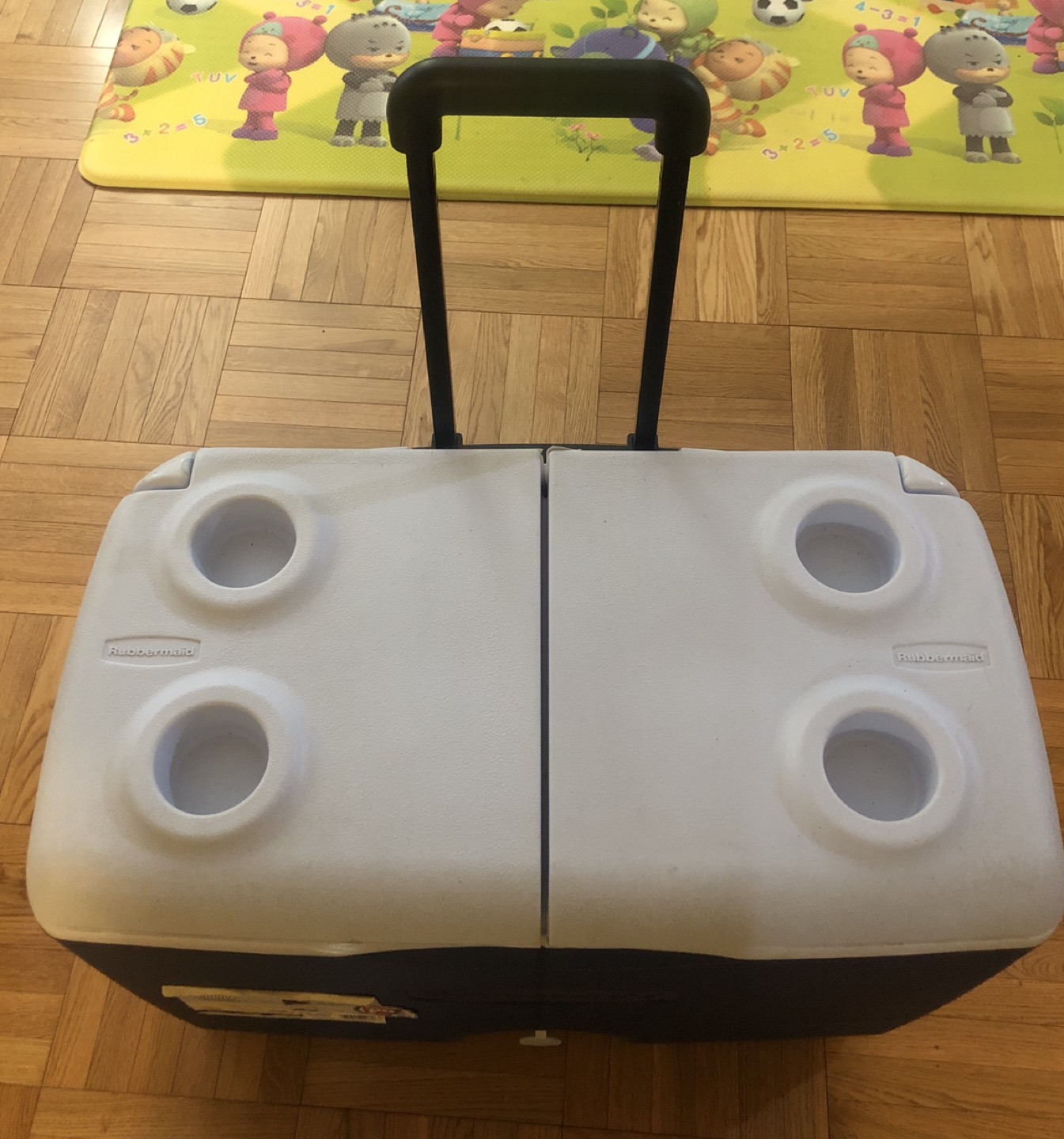 Rubbermaid 60qt Cooler/Icebox - photo 3