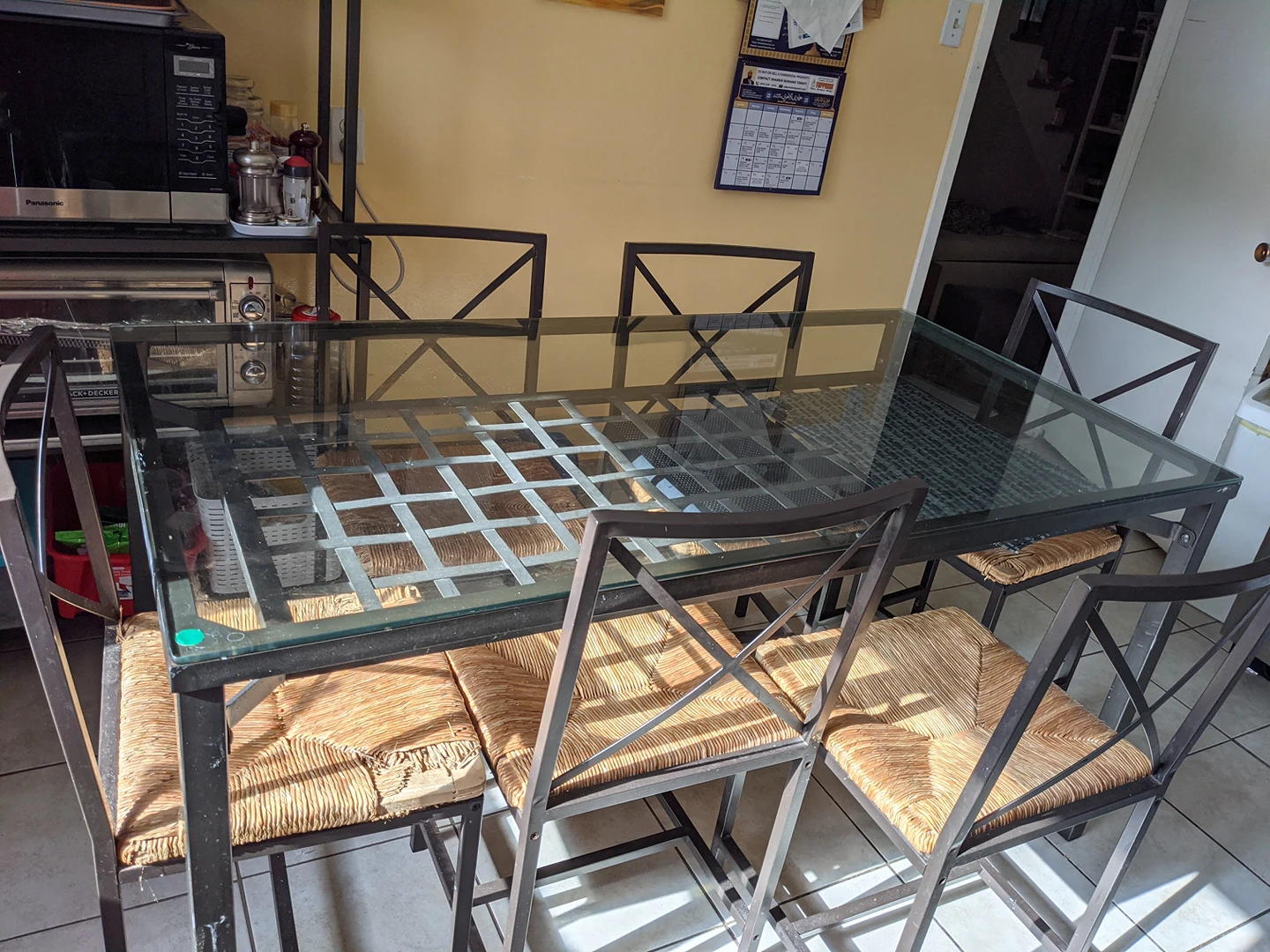 Ikea Dining Table Glass Top.  Dimensions: 59"x31"