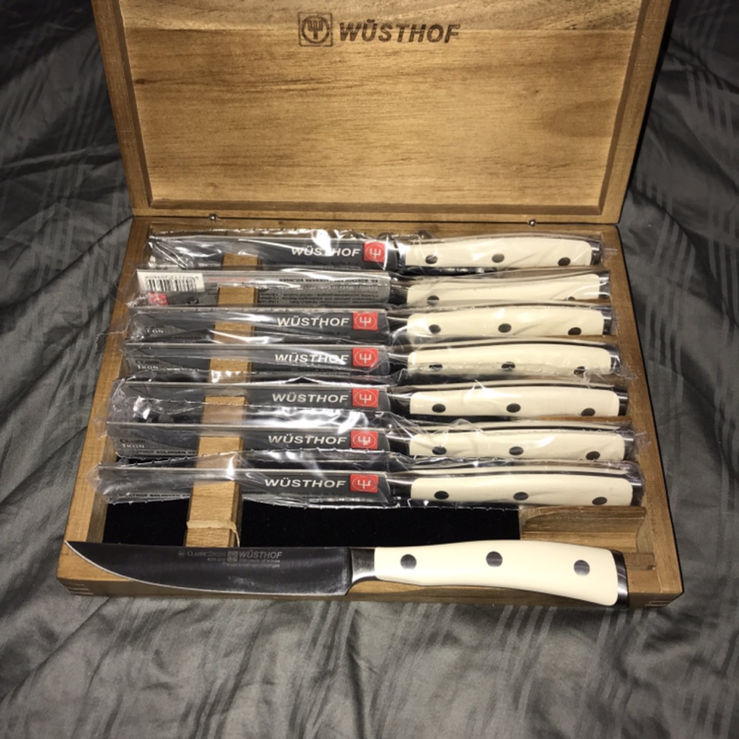 Wusthof Classic Ikon Creme Steak Knife Sets with Wood Case - photo 2