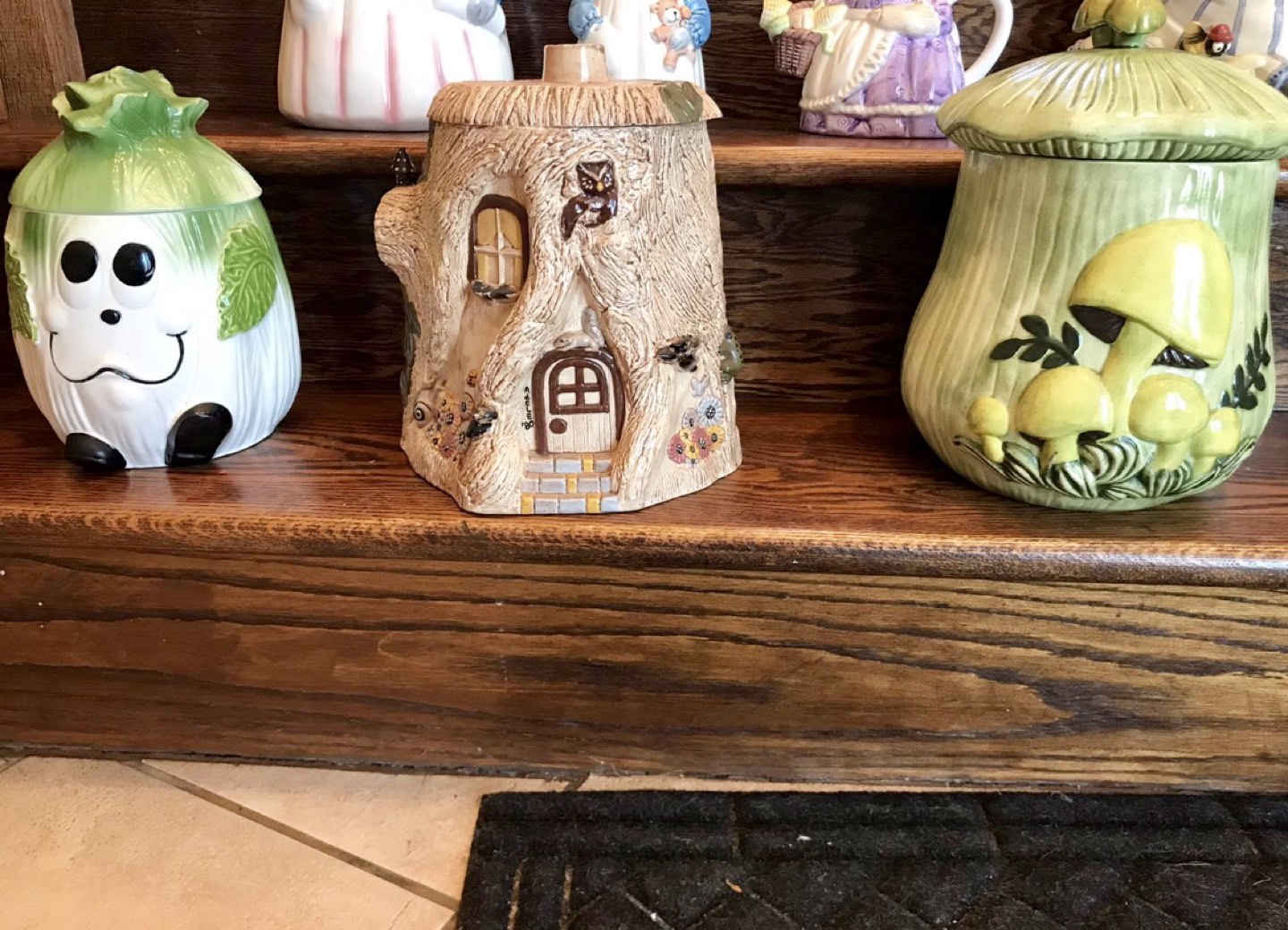 Cookie jars and tea pot image indicator(8)