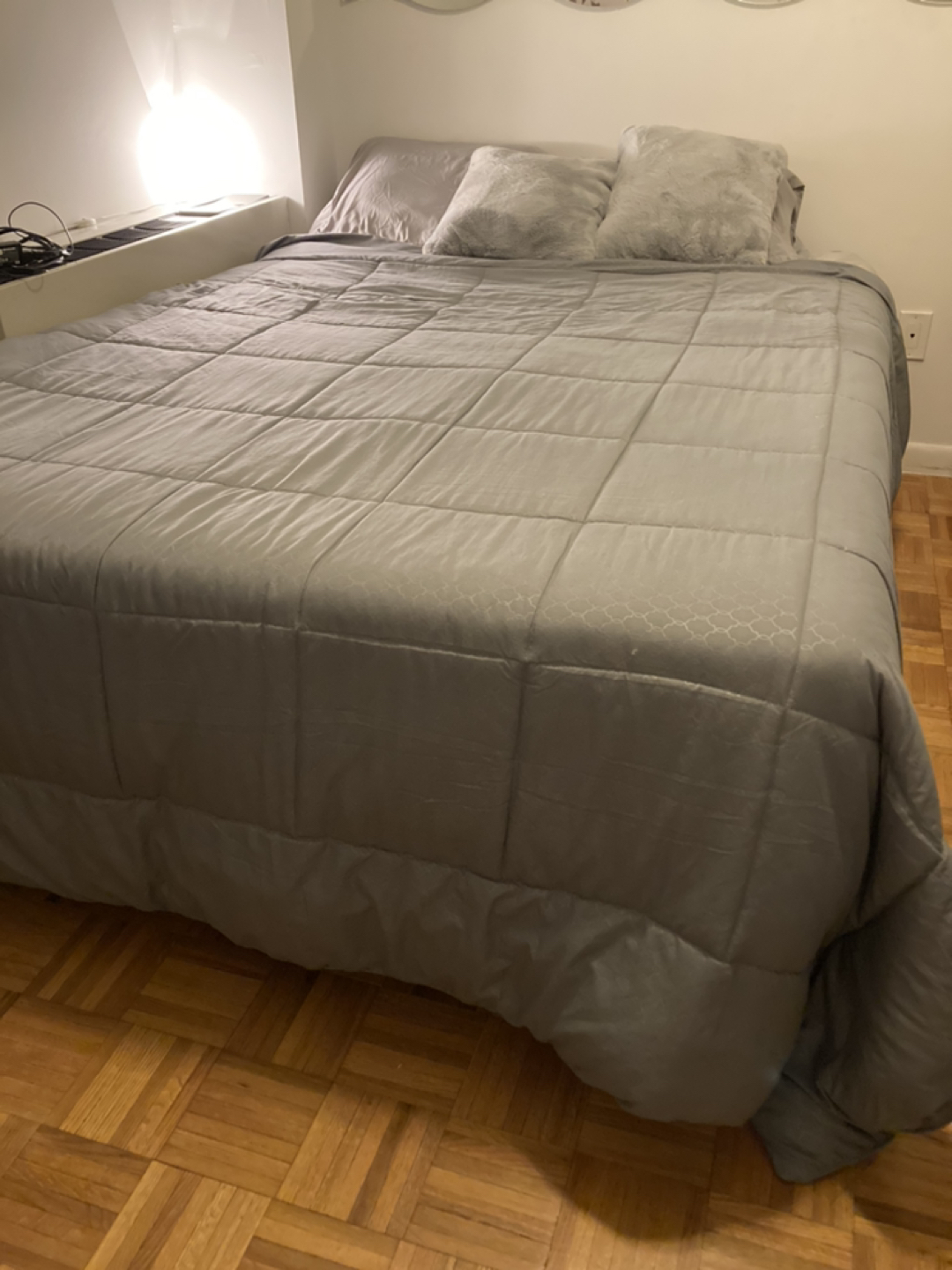 Queen bed