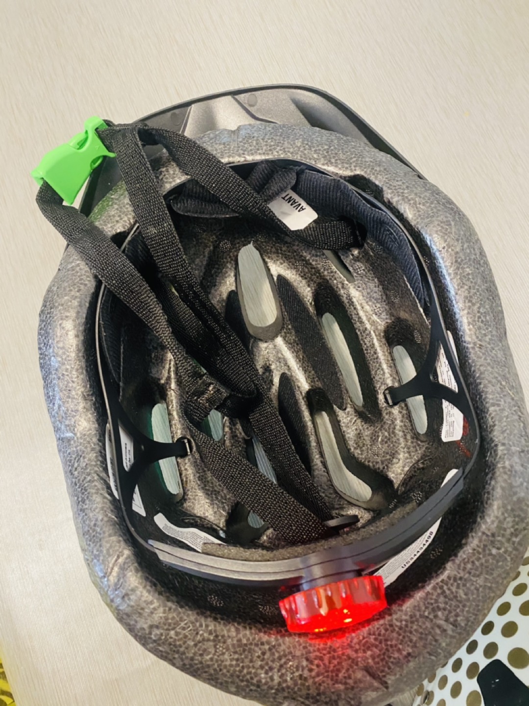 Helmet- Ages 8+up image indicator(8)