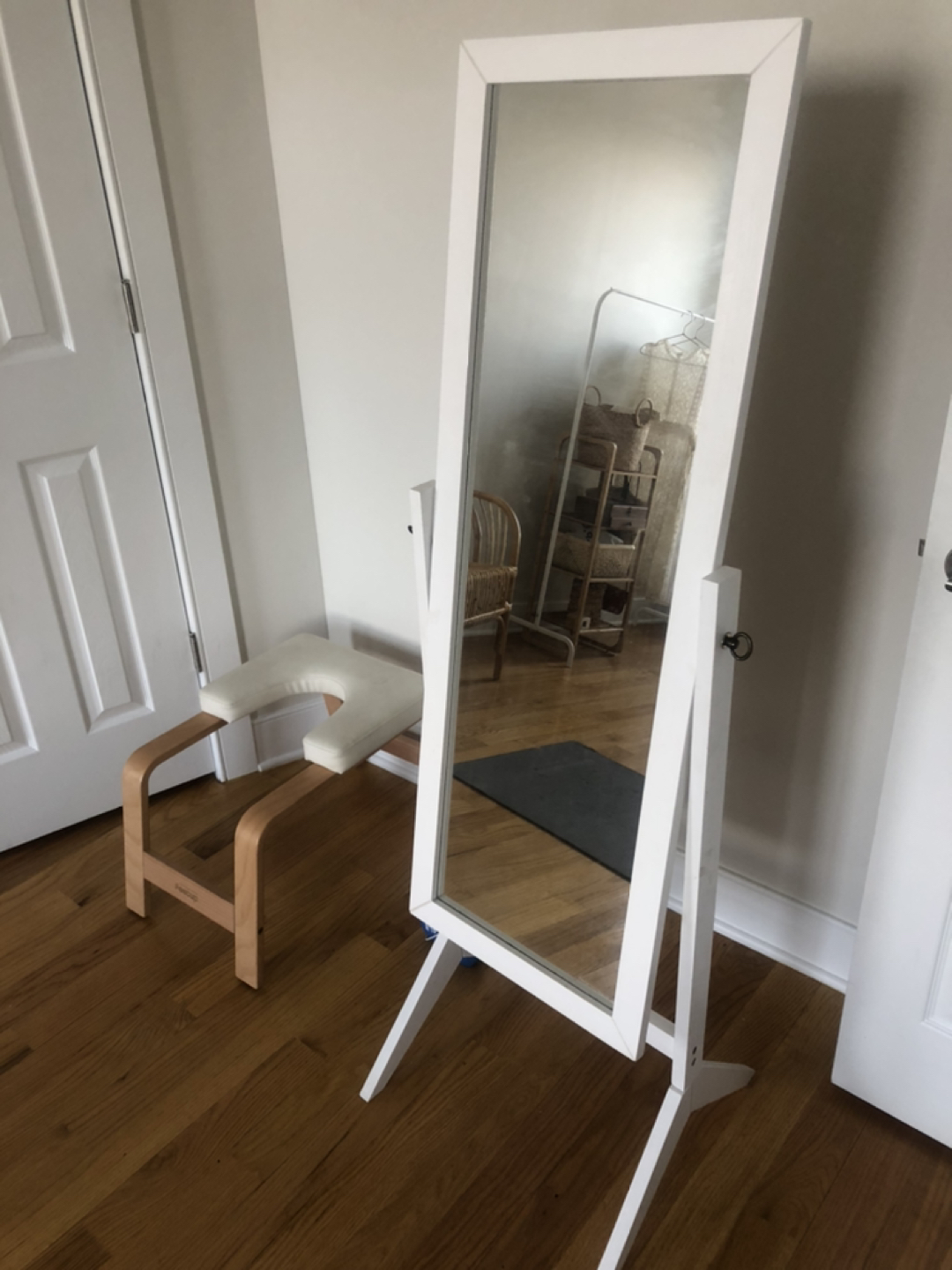 Full length mirror 