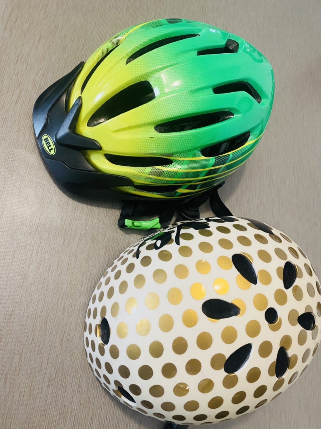 Helmet- Ages 8+up image indicator(4)