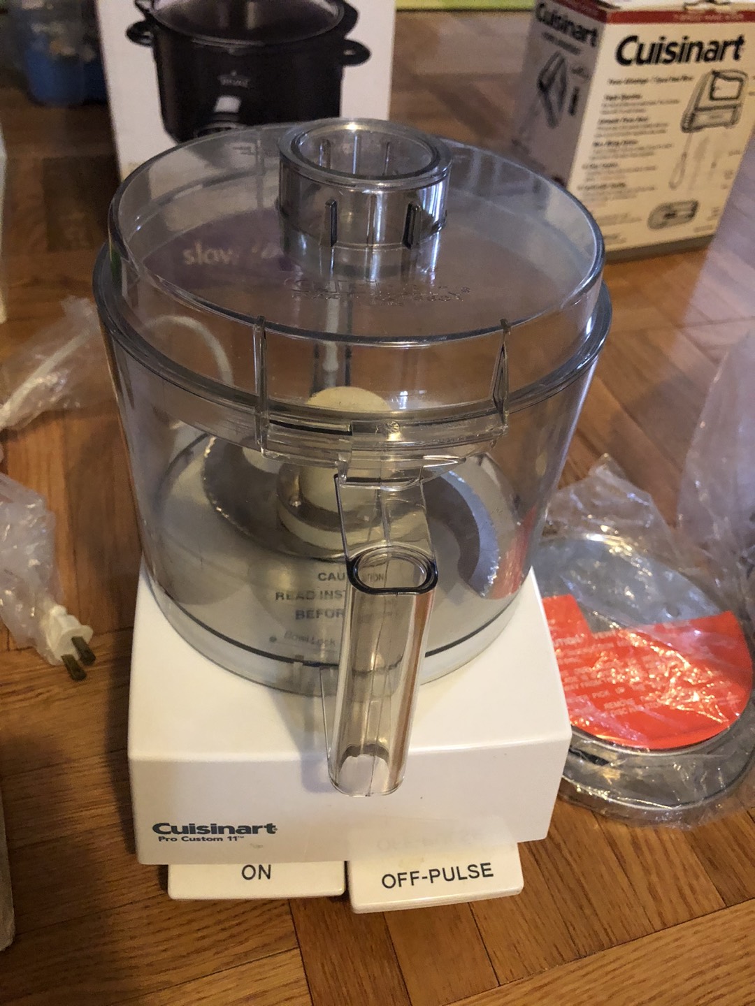Cuisinart Custom 11-cup food processor - photo 2