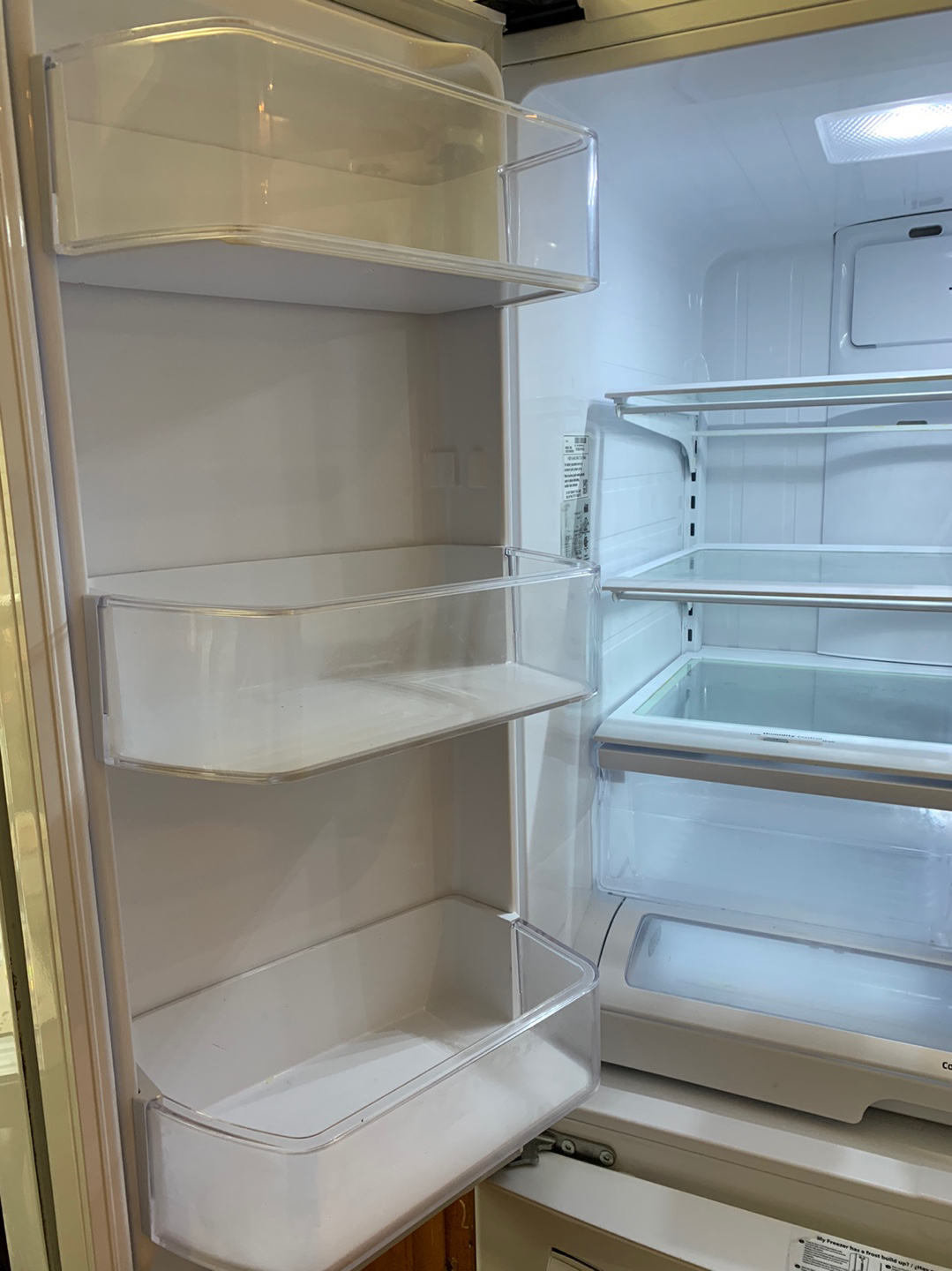 samsung refrigerator  - photo 4