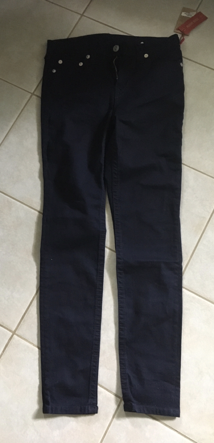 True Religion Womens NEW JEANS image indicator(5)