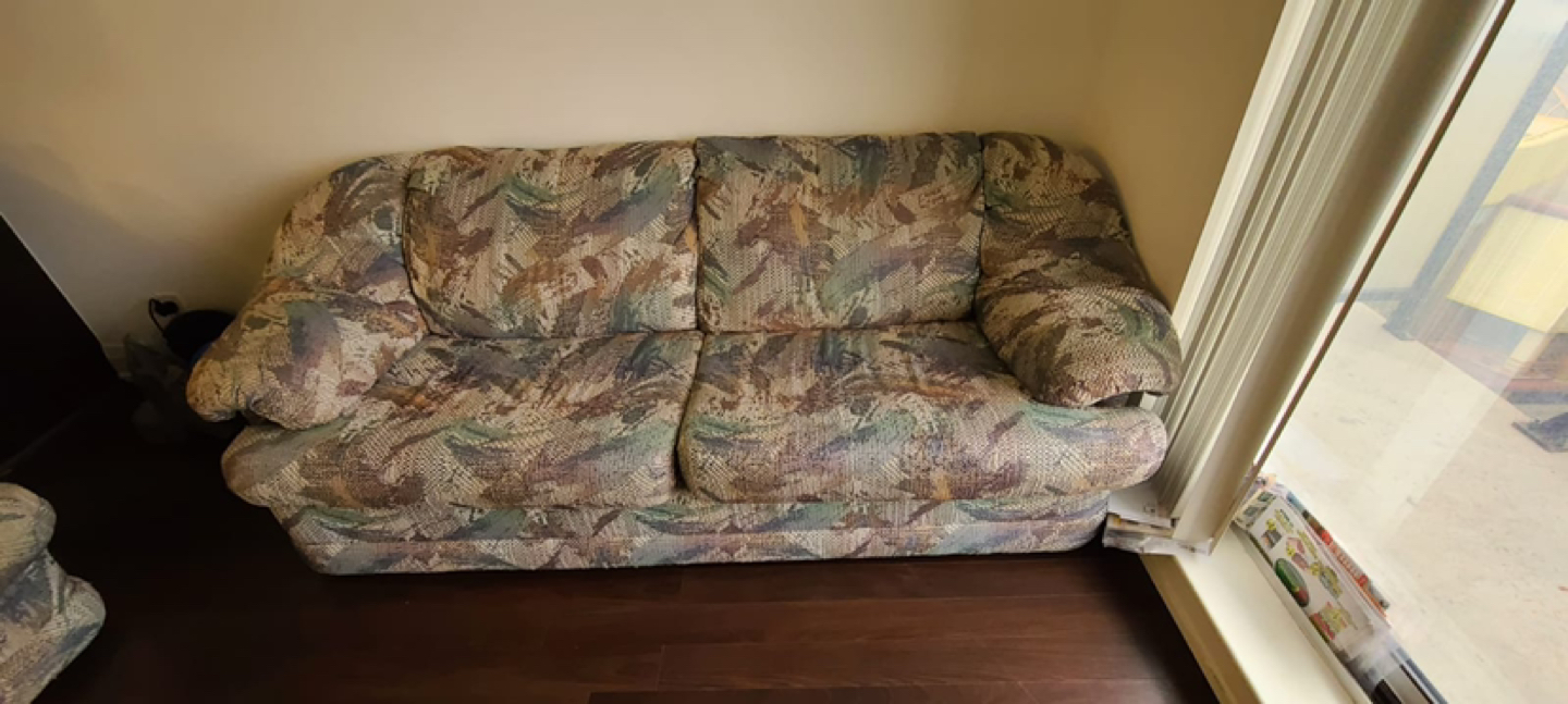 Sofas for sale - price negotiable  - photo 4