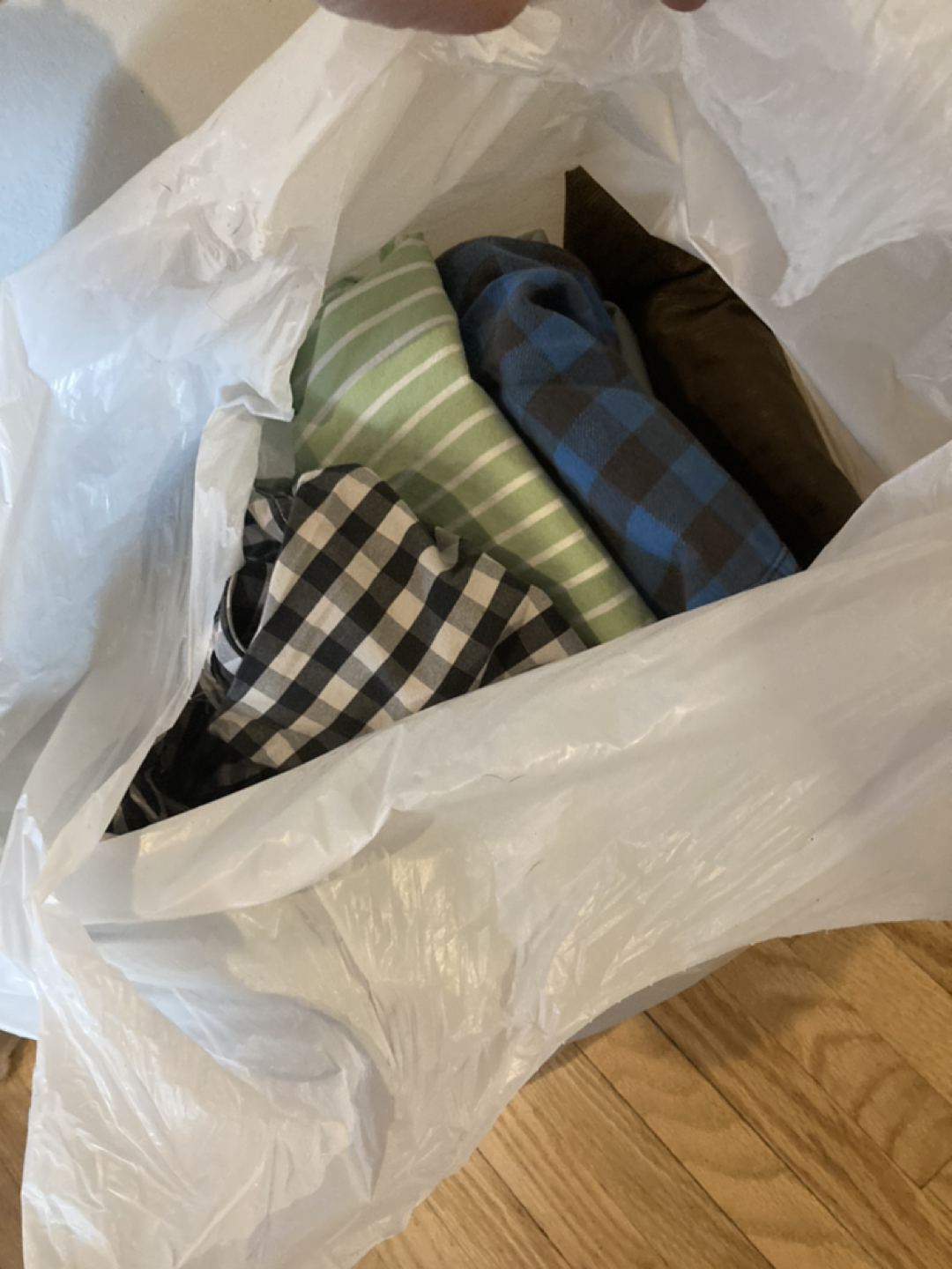 Bag of men’s shirt thumbnail