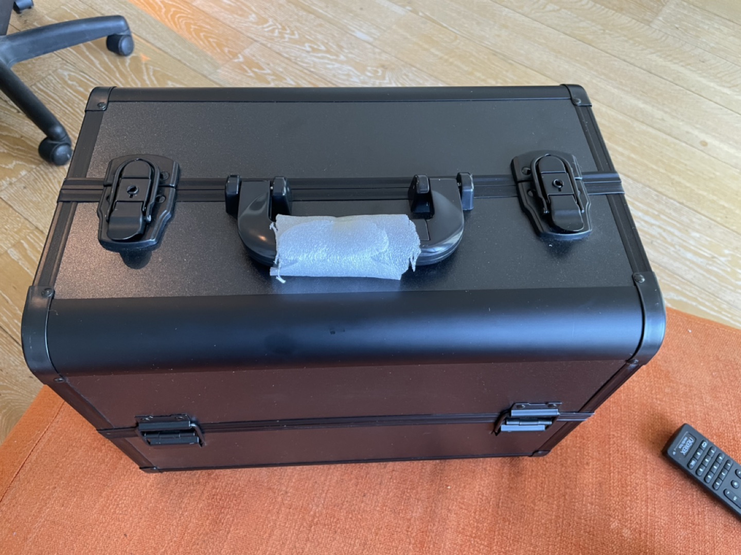 Brand new cosmetic case  - photo 2