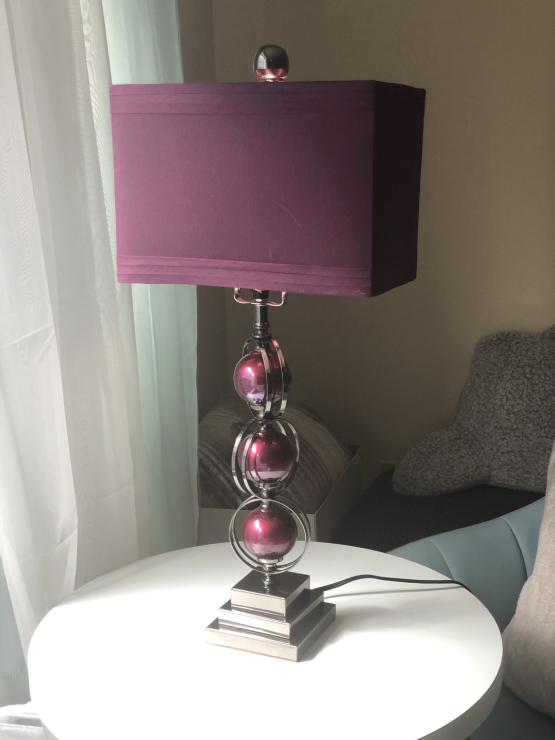 Gorgeous accent lamp 
