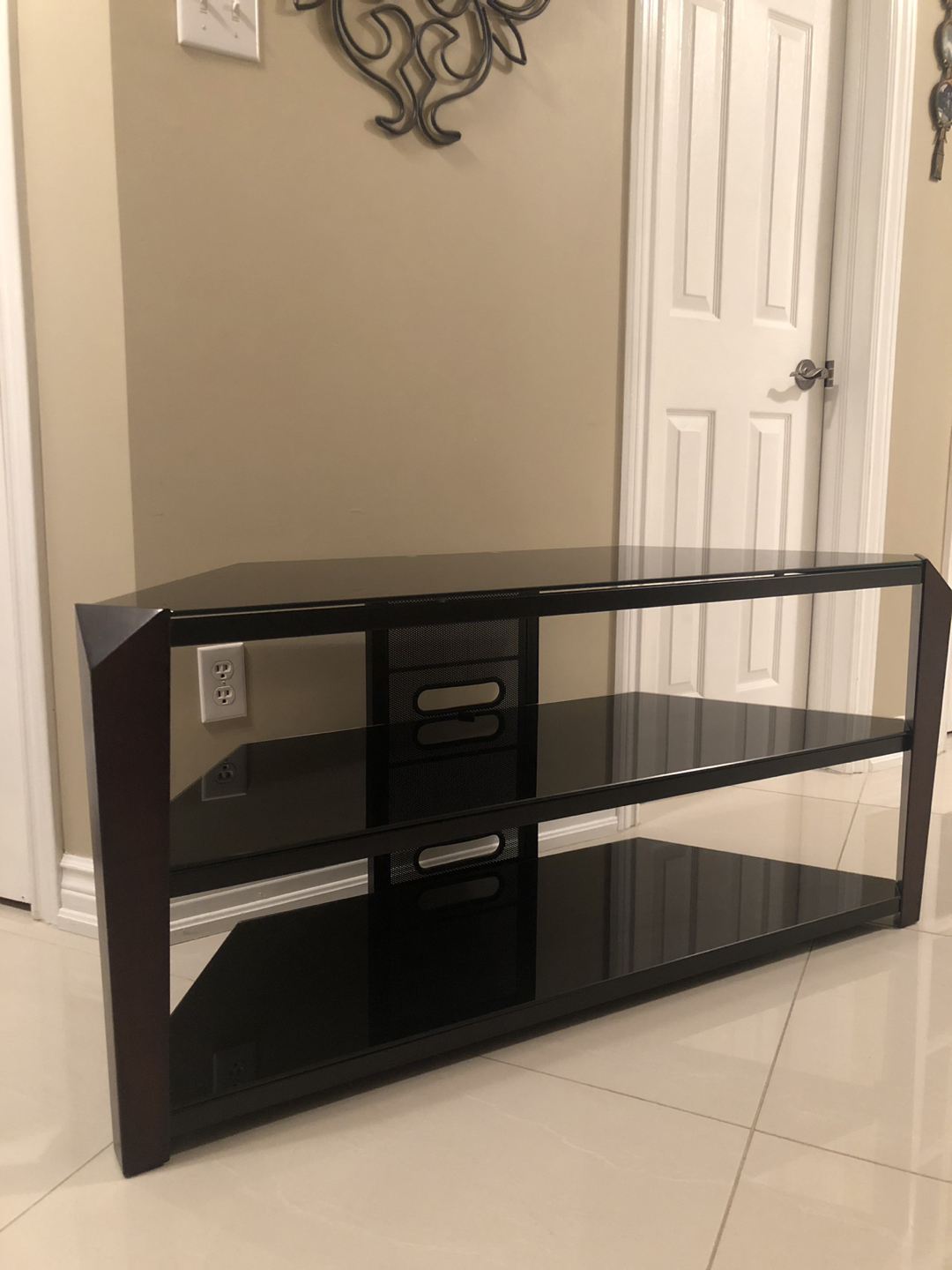 TV/entertainment unit  thumbnail