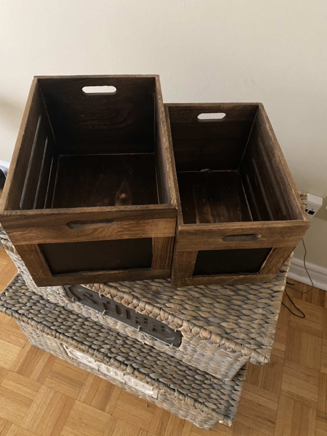 Wood storage box  - photo 2