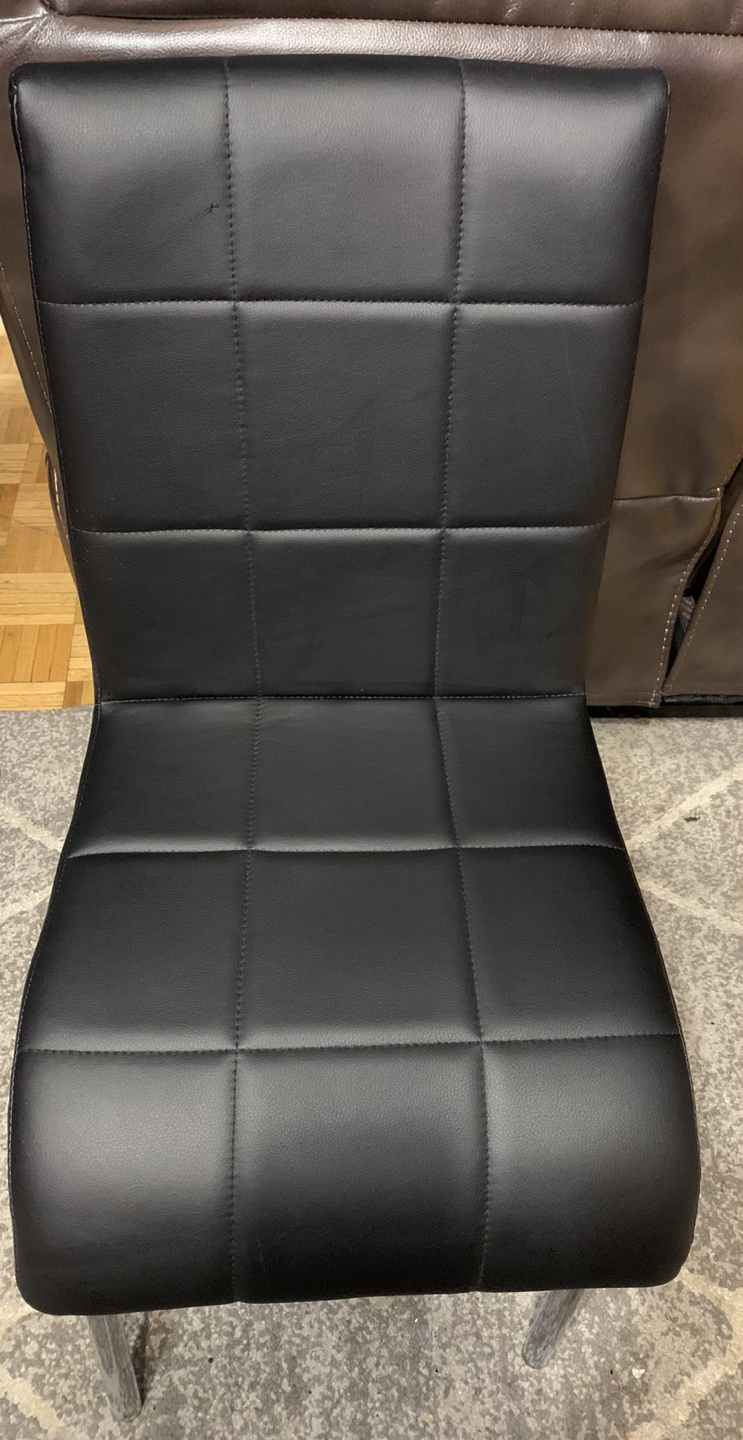 4 Dining chairs  thumbnail