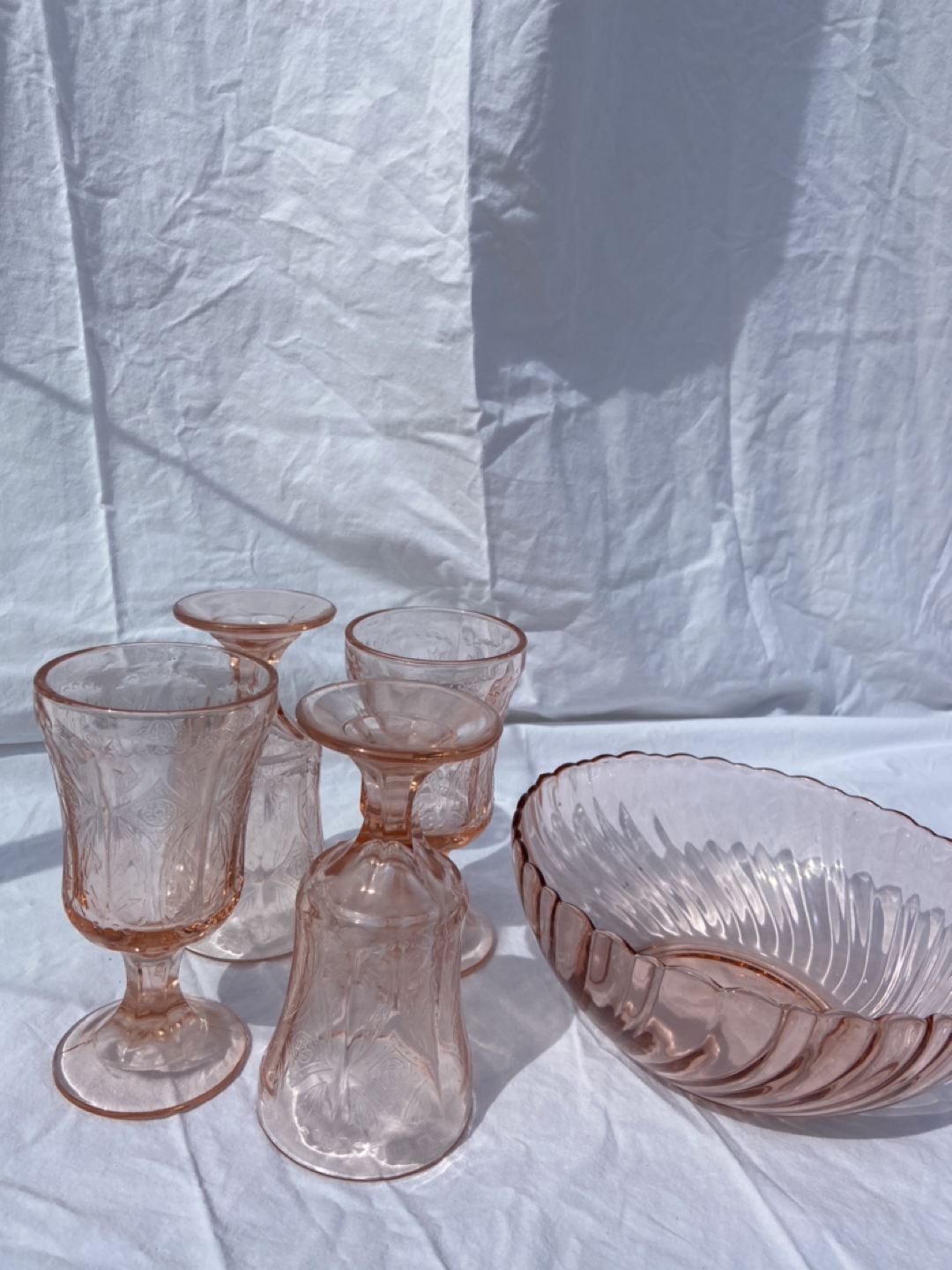 Set of Pink Glasses w Bowl  thumbnail